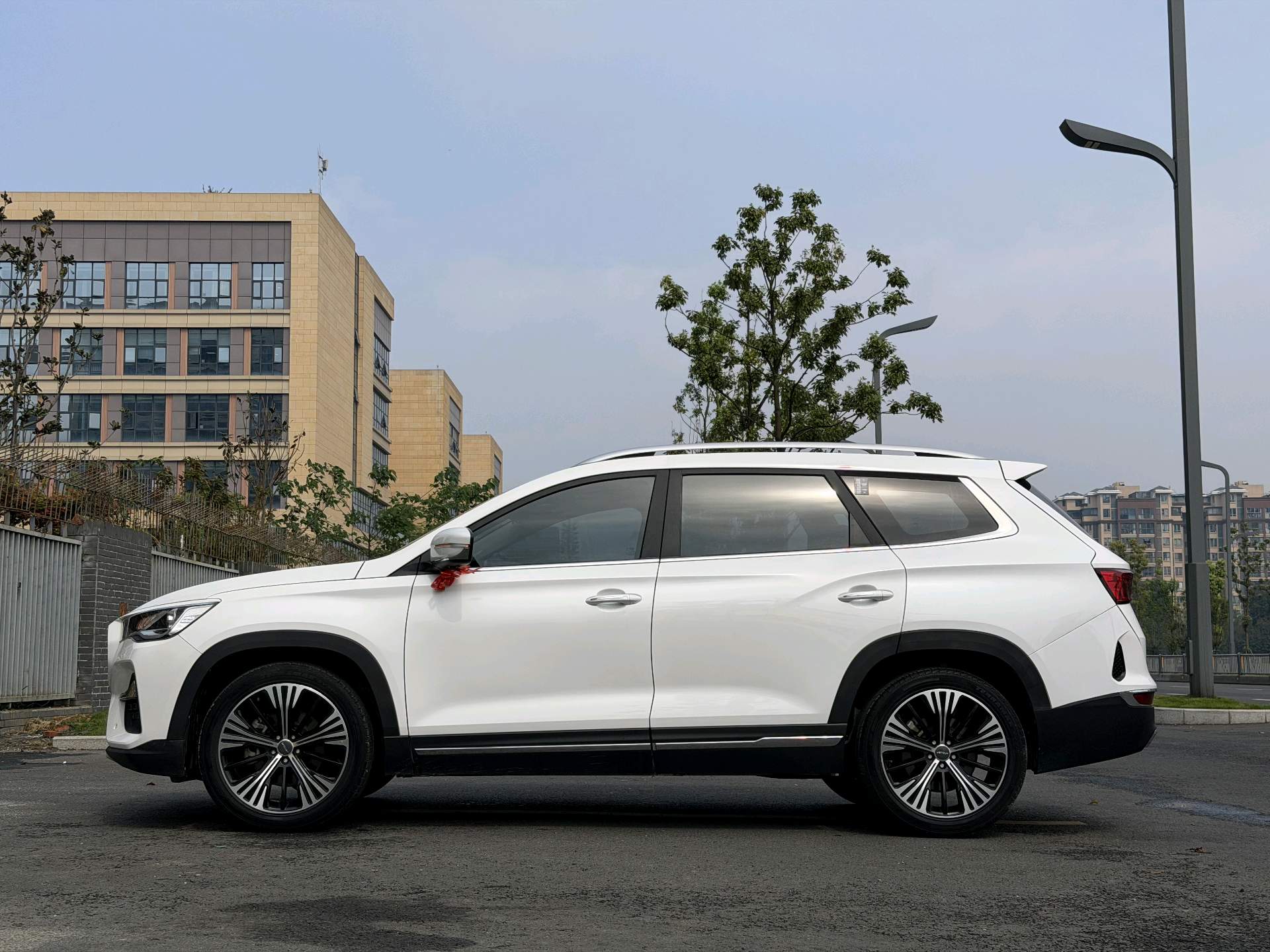 JETOUR 2020 X90 1.6T Yingyu Edition 7-Seater