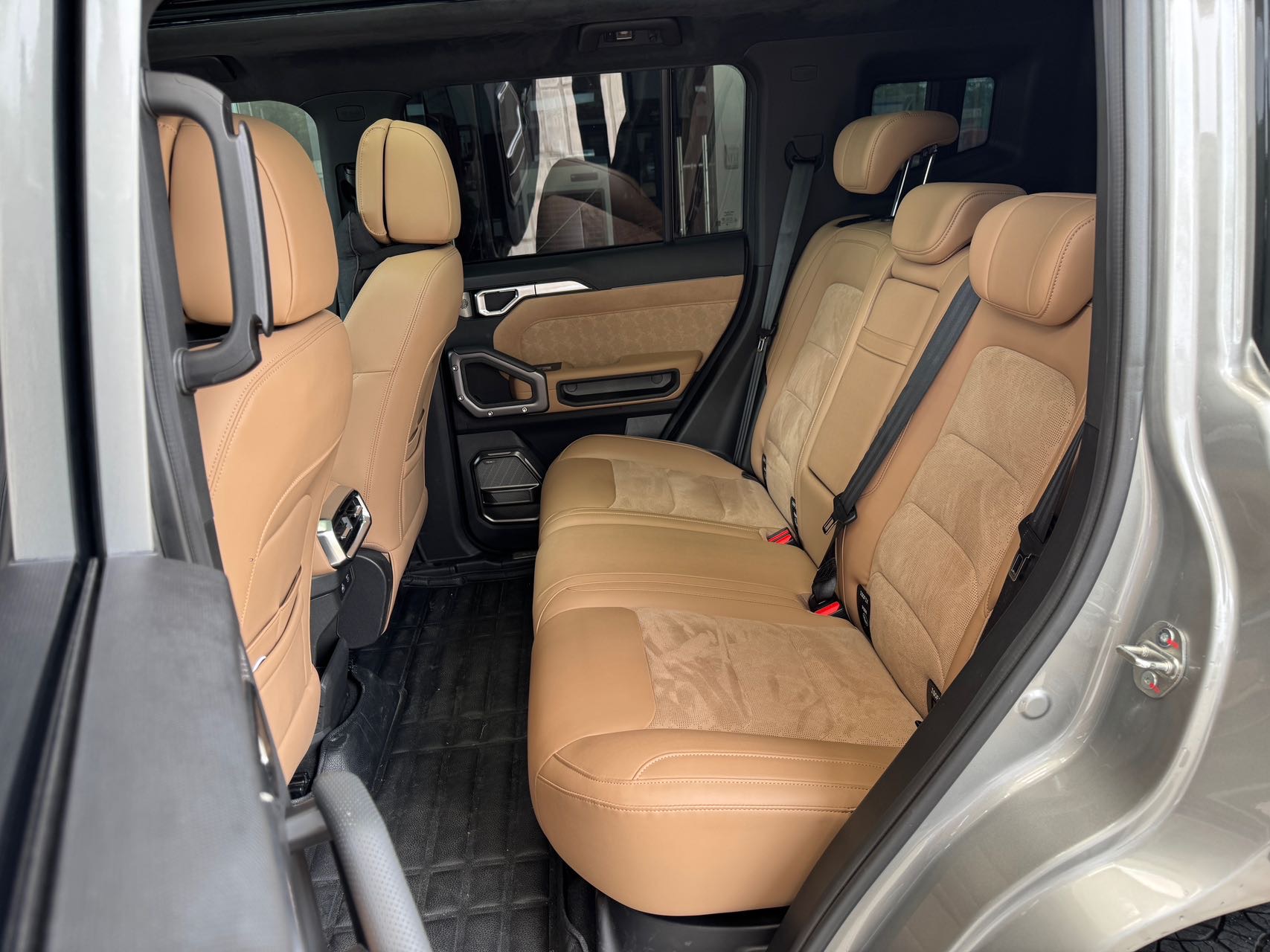 JETOUR 2023 Traveler 2.0T 4WD Cross PRO+