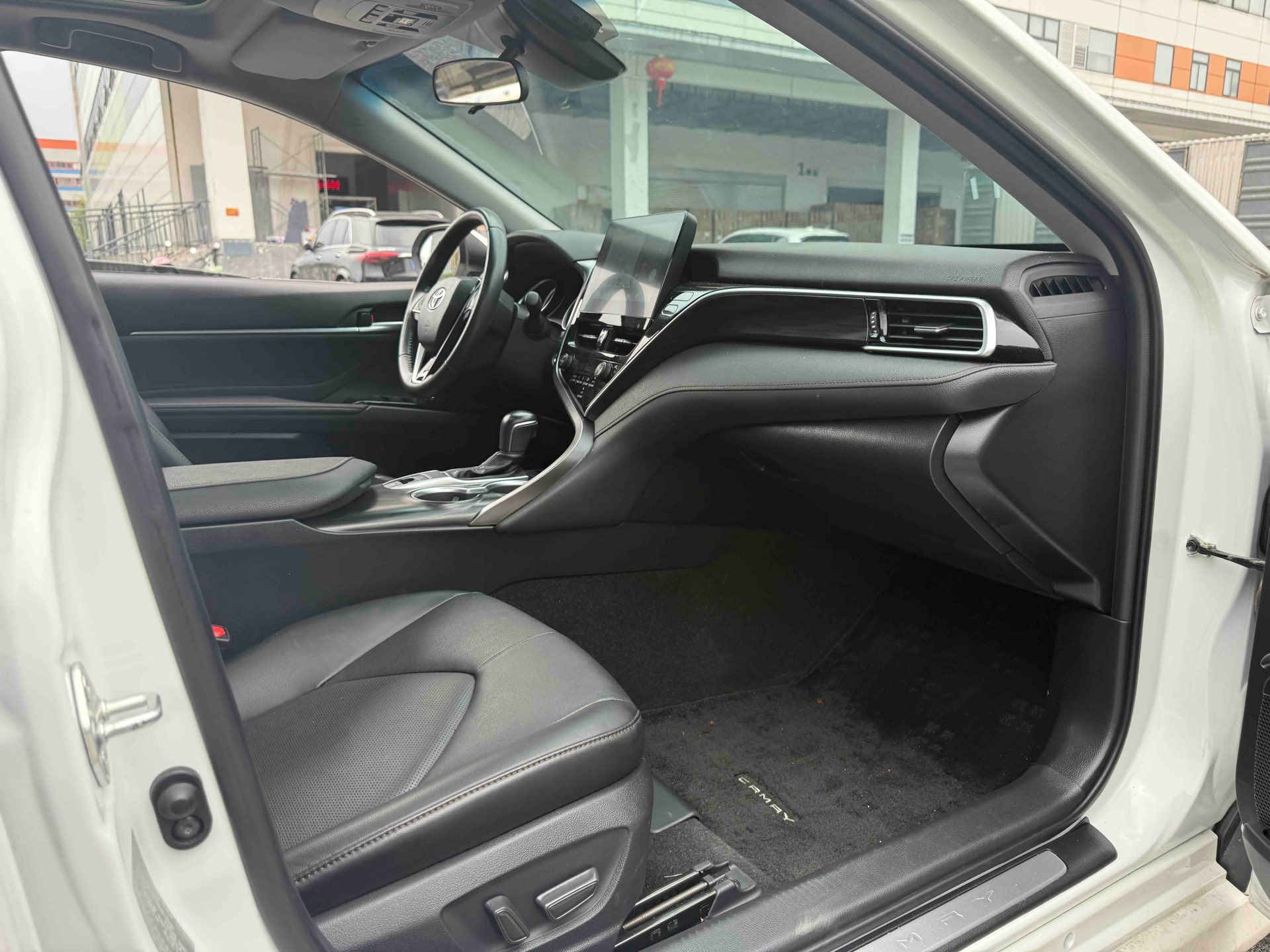 Toyota 2021 Camry 2.0G CVT Luxury Edition