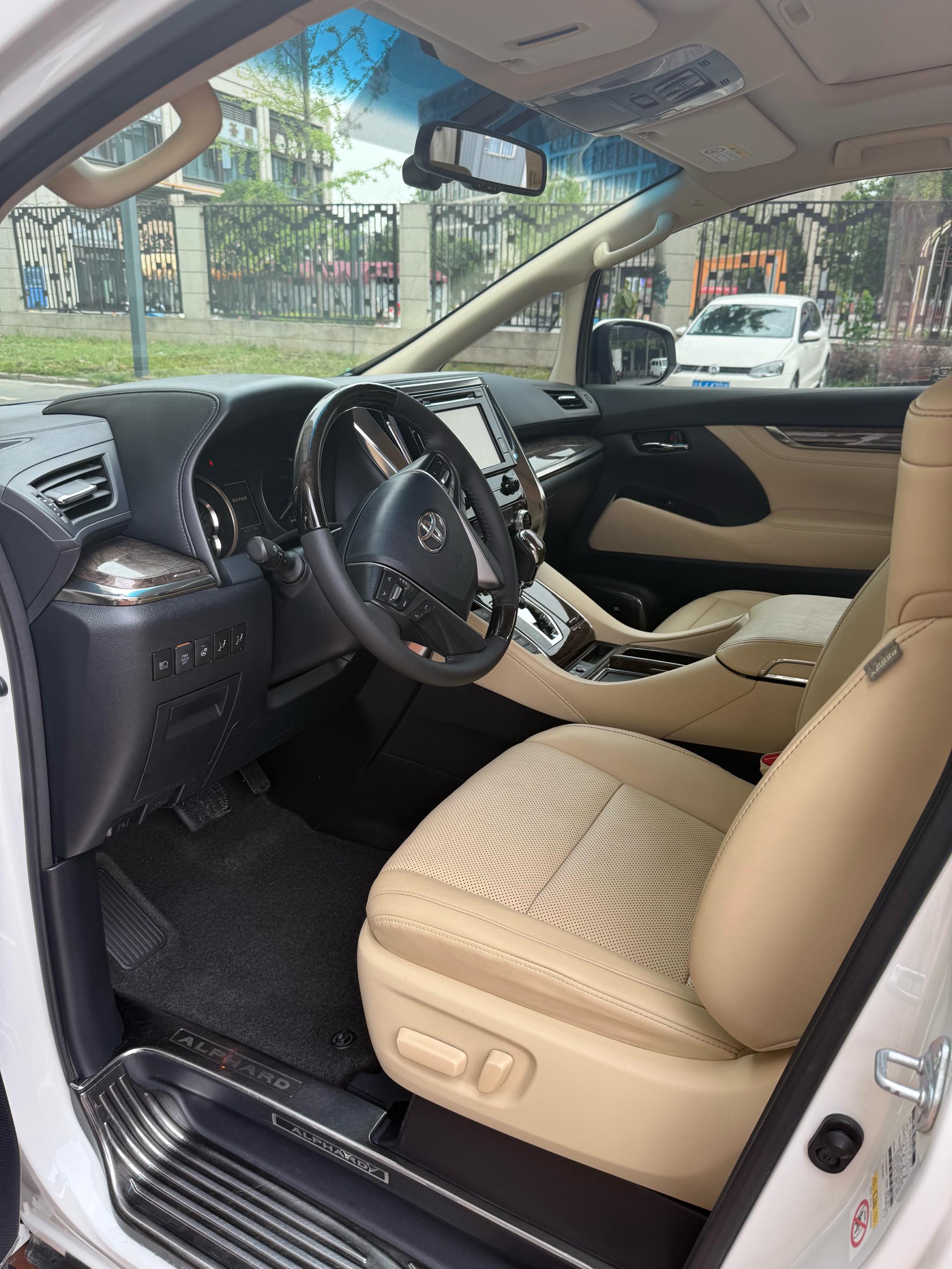 Toyota Alphard (Import) 2018 Alphard 3.5 Premium (Facelift)