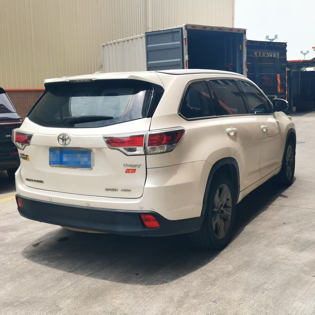 Toyota 2017 Highlander 2.0T 4WD Luxury 7-Seater