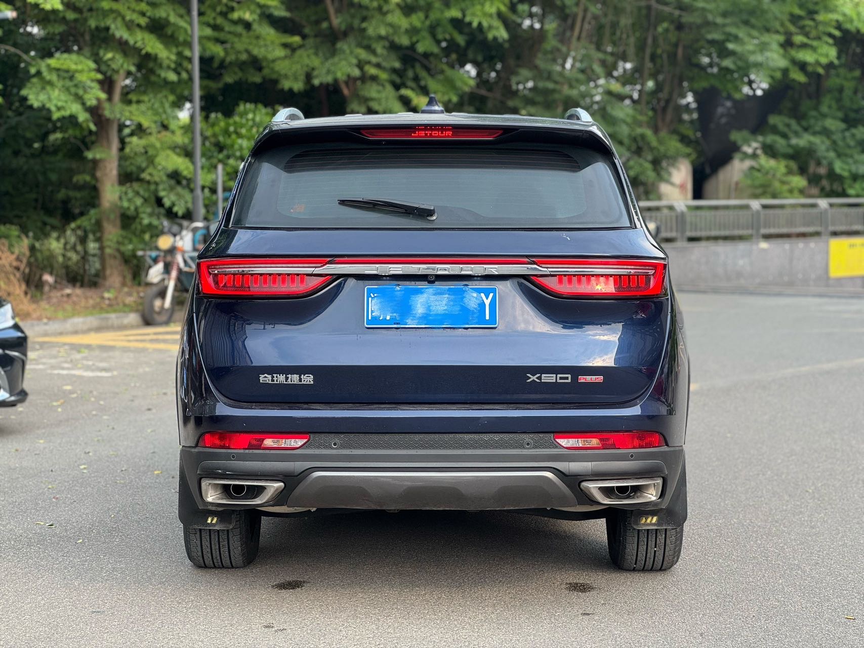 JETOUR 2021 X90 PLUS 1.6TD Villa 7-Seater