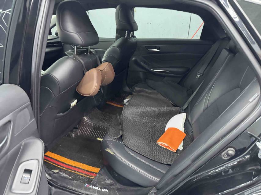 Toyota 2023 Avalon Hybrid 2.5 CVT Luxury Edition