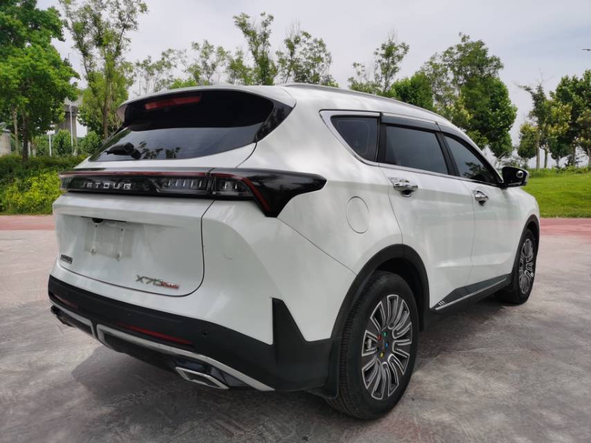 JETOUR 2025 X70 PLUS 1.5T Ultimate 7-Seater
