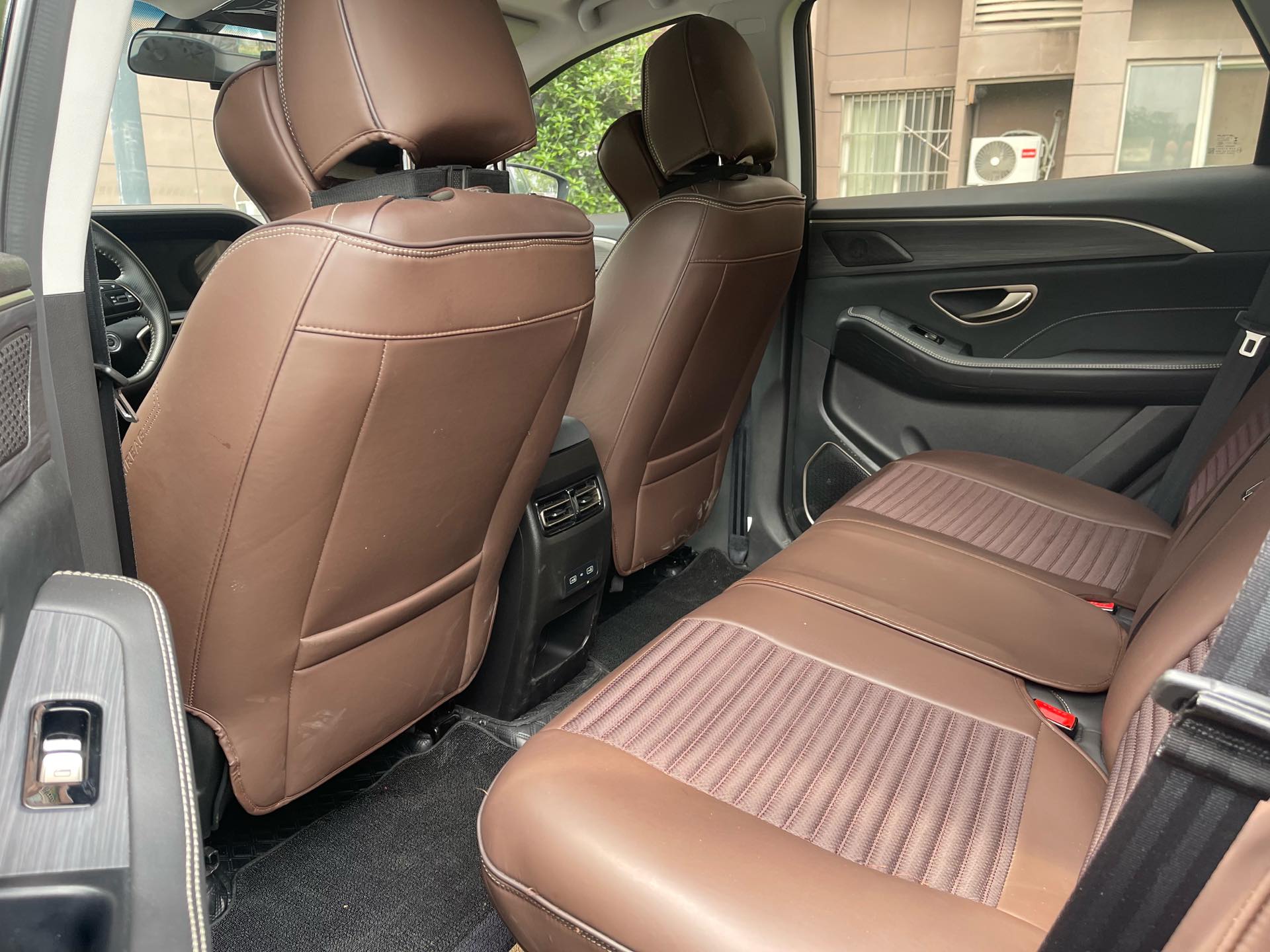 JETOUR 2023 X90 PLUS 1.6TD Villa 5-Seater