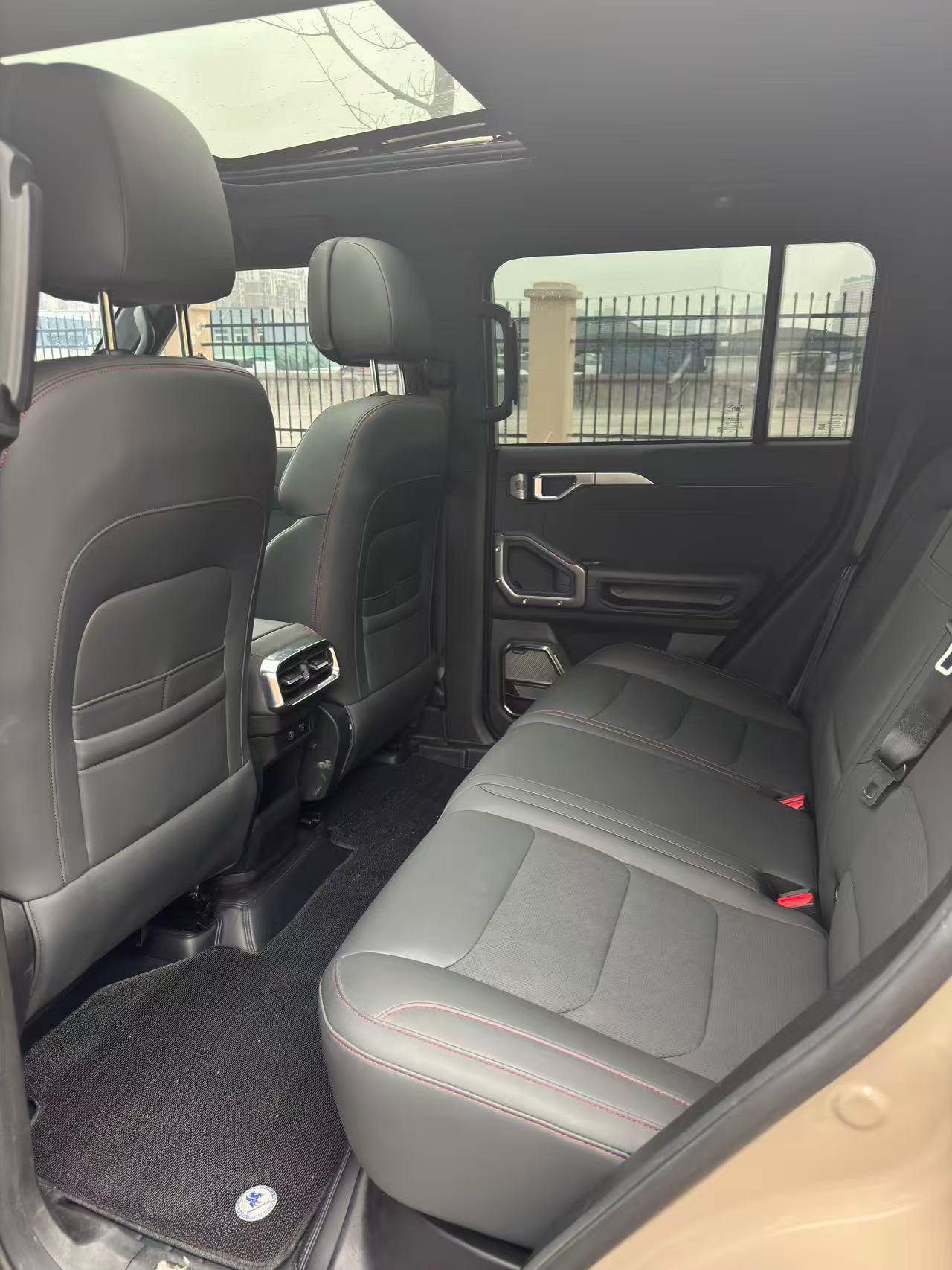 JETOUR 2023 Traveler 2.0T 4WD Cross PRO+