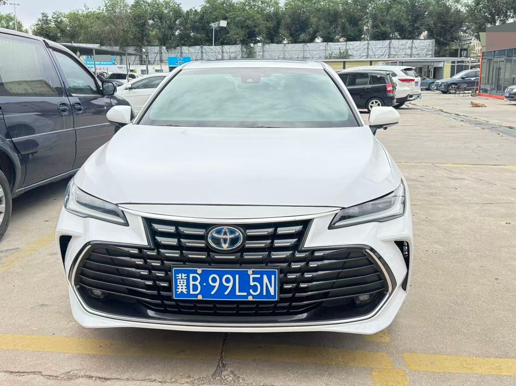 Toyota 2023 Avalon Hybrid 2.5 CVT Luxury Edition