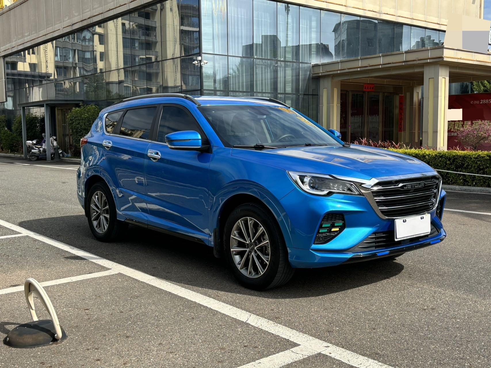 JETOUR 2020 X70 1.5T Changxing Edition 7-Seater