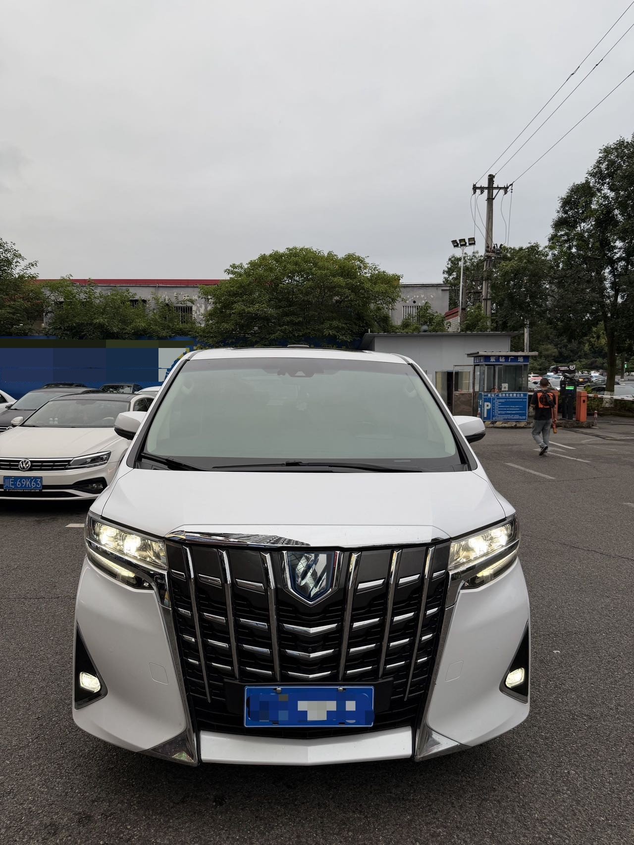 Toyota Alphard (Import) 2020 Alphard 2.5 CVT Luxury Edition