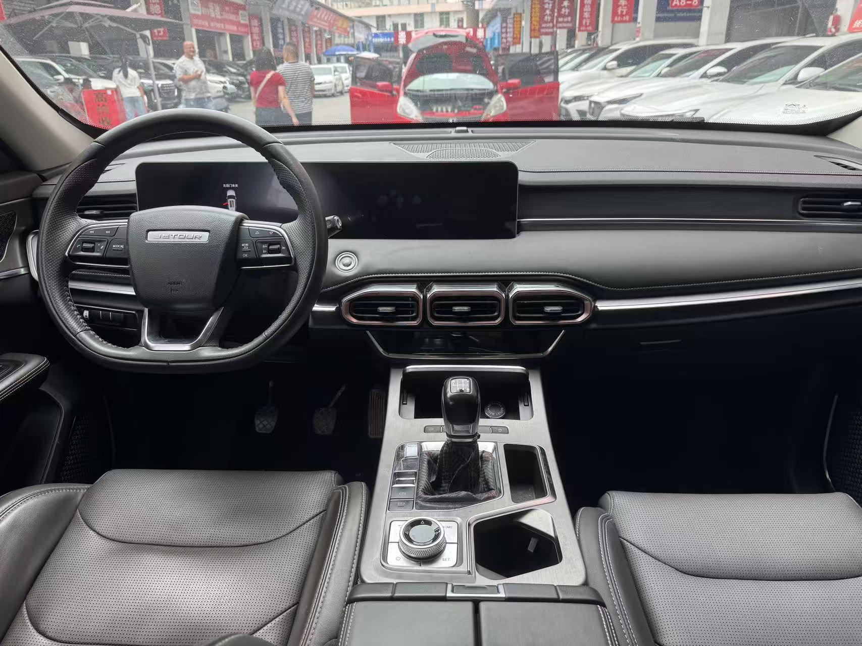 JETOUR 2021 X70 PLUS 1.5T Lin 7-Seater