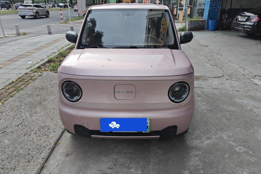 Geely 2023 Panda Mini 200km Little Yellow Duck Limited Edition Happy Ya