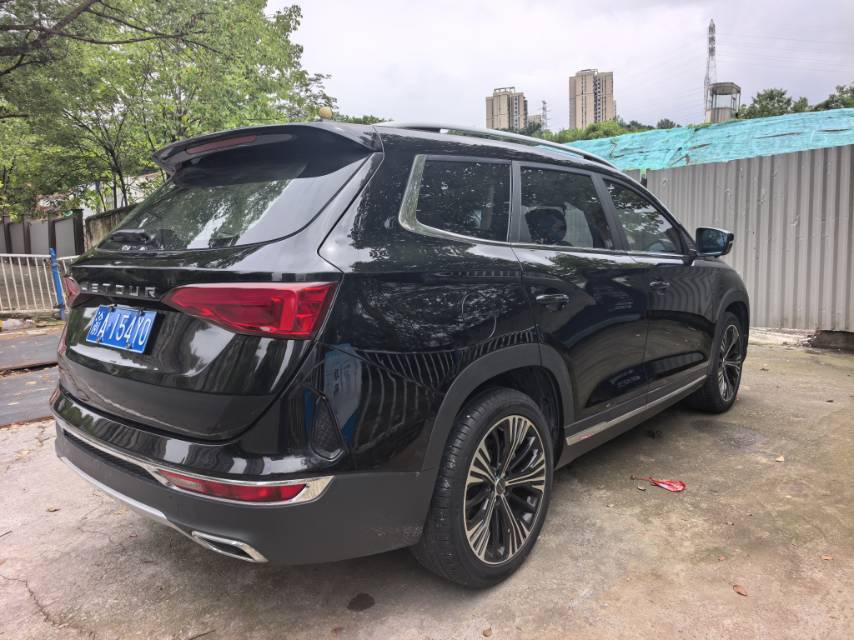 JETOUR 2021 X90 1.6T Yingzun Edition 7-Seater