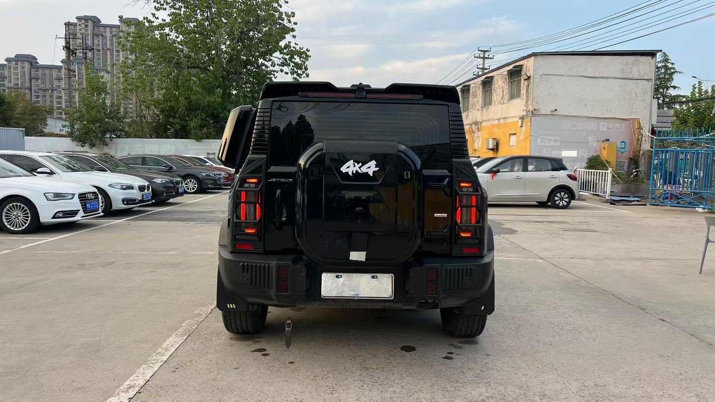 JETOUR 2023 Traveler 2.0T 4WD Cross PRO