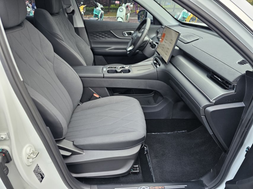 Chery 2025 Tiggo 8 PLUS 1.6TGDI 290TGDI Comfort