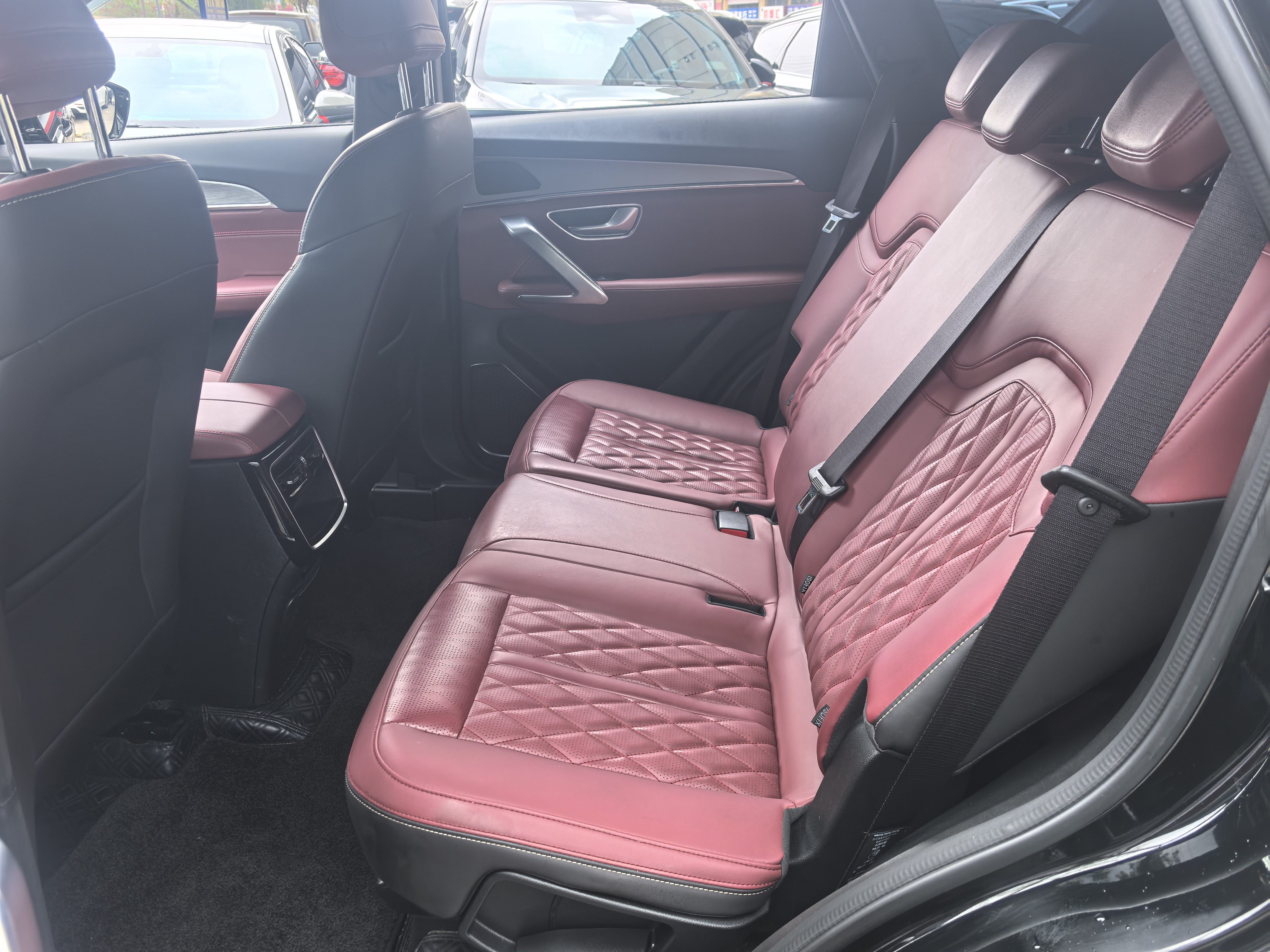 JETOUR 2024 X70 PLUS 1.5T Champion MAX+ 7-Seater