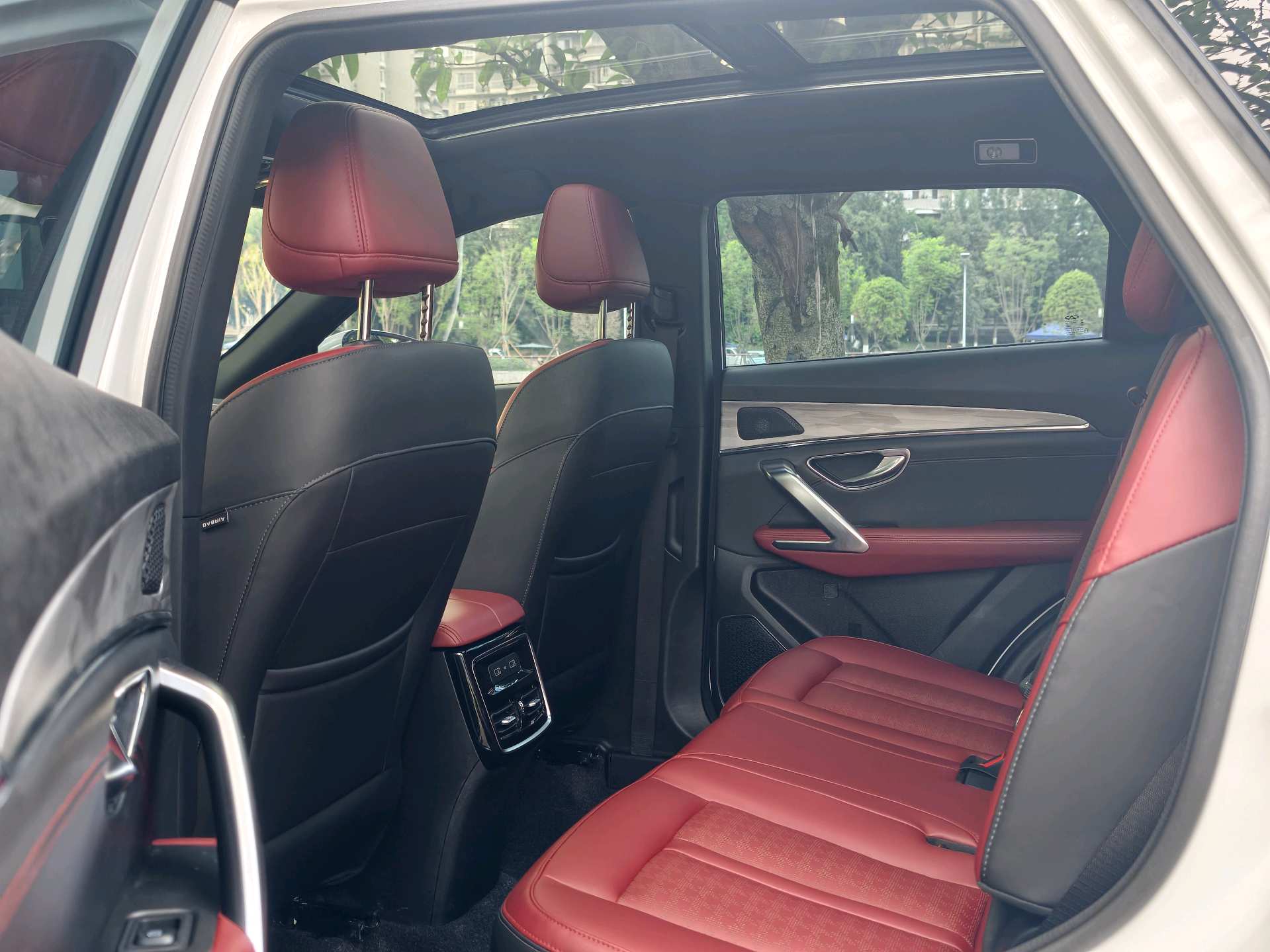 JETOUR 2023 X70 PRO 1.6T Yuexiang PRO 7-Seater