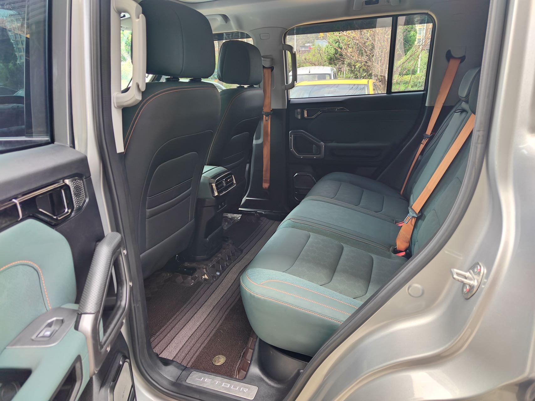 JETOUR 2023 Traveler 2.0T 4WD Cross PRO