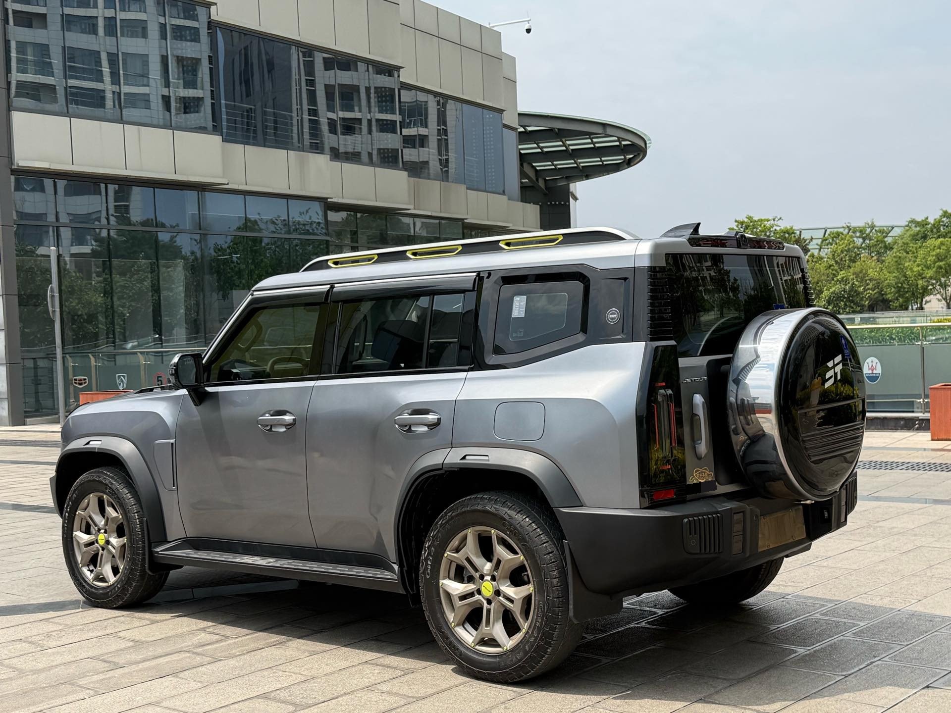 JETOUR 2023 Traveler 2.0T 4WD Conquest
