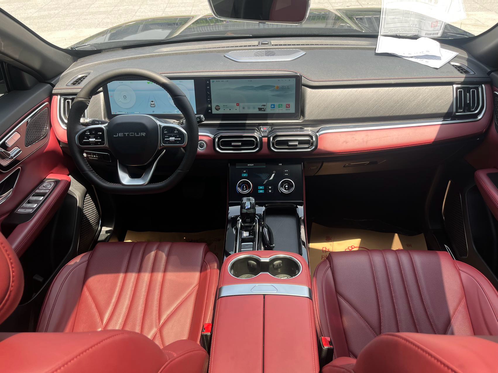 JETOUR 2025 X70 PLUS 1.5T Luxury Surge Edition 5-Seater