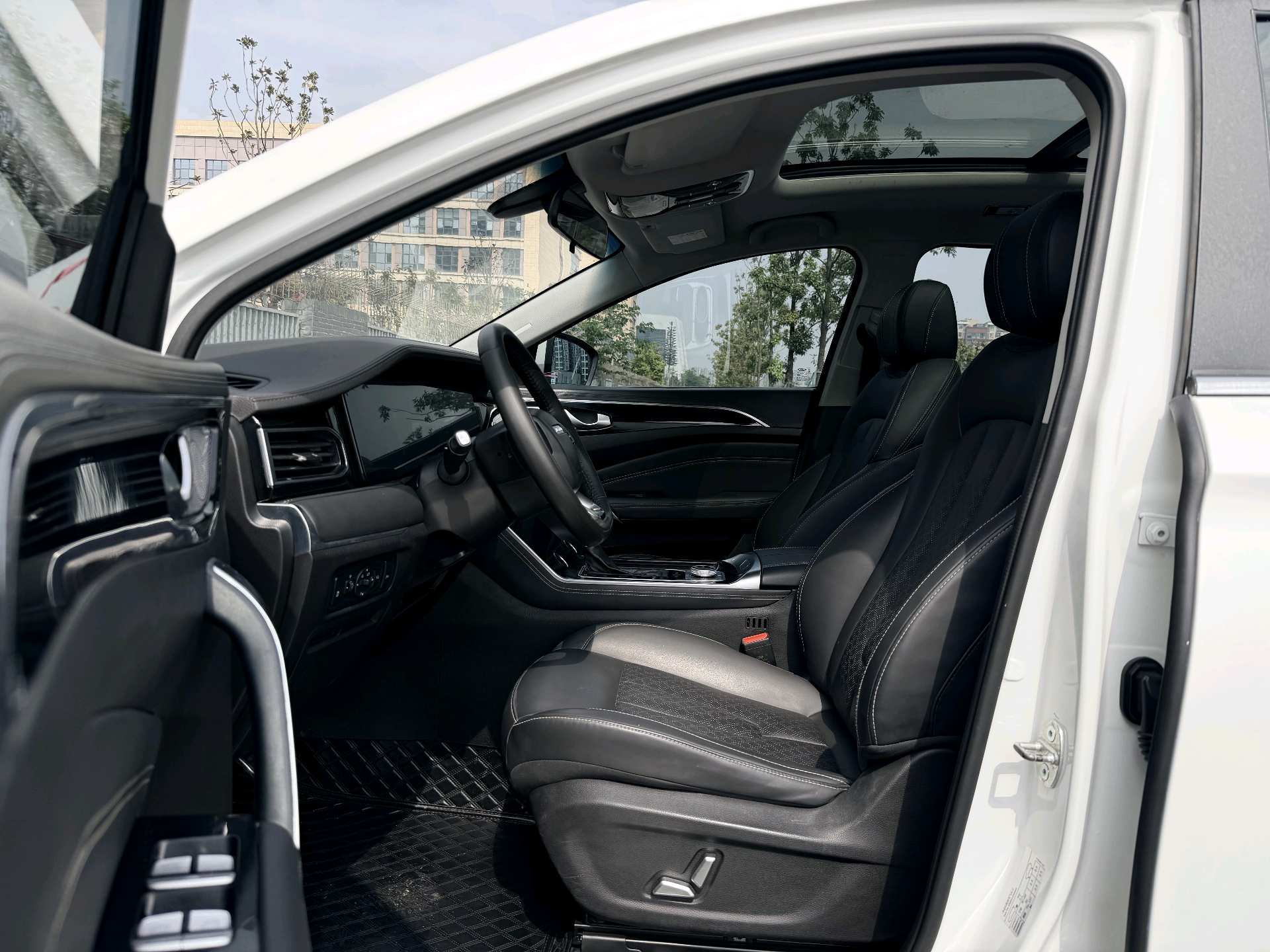 JETOUR 2020 X90 1.6T Yingyu Edition 7-Seater