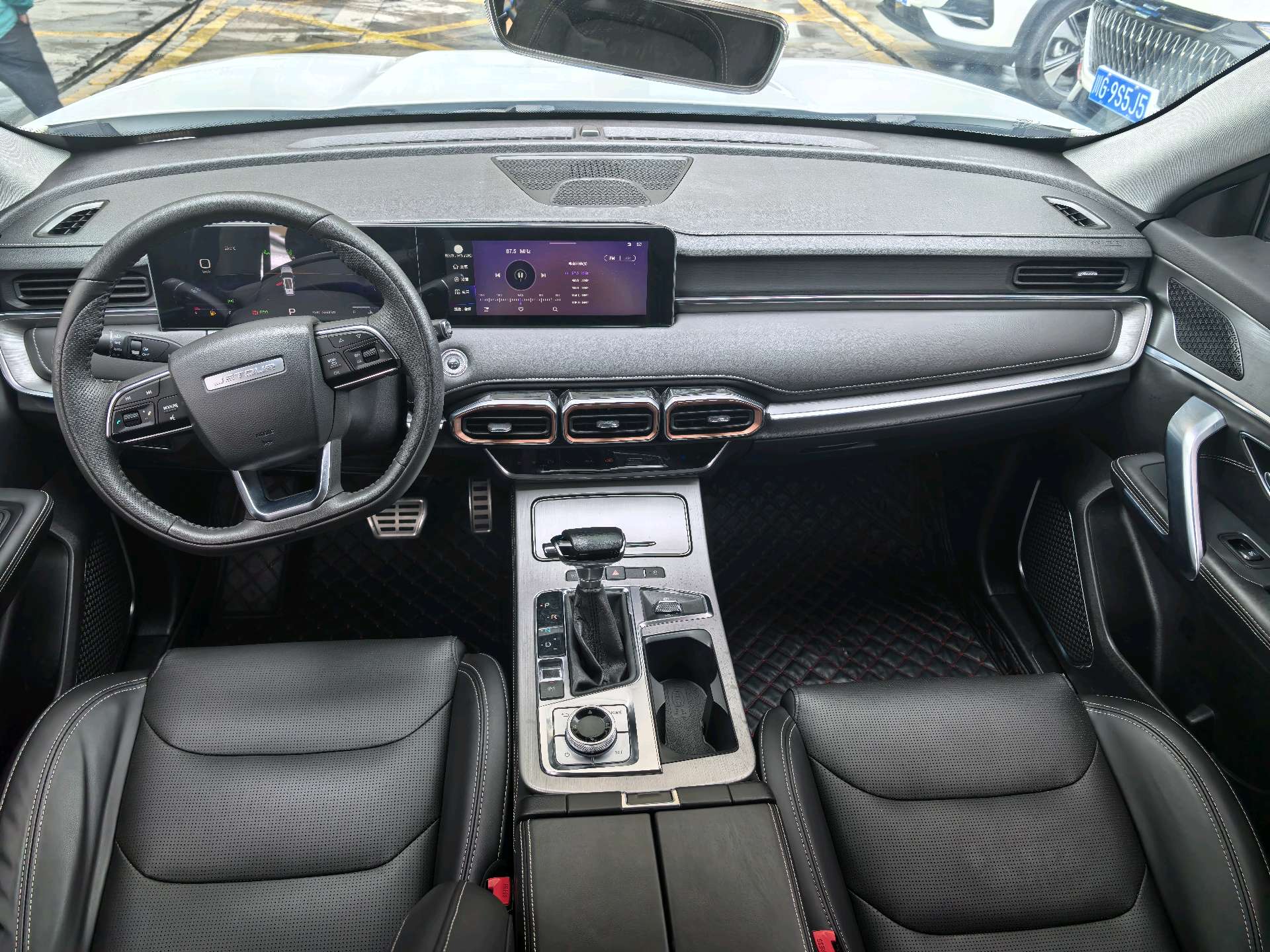JETOUR 2021 X70 PLUS 1.5T Mountain 7-Seater