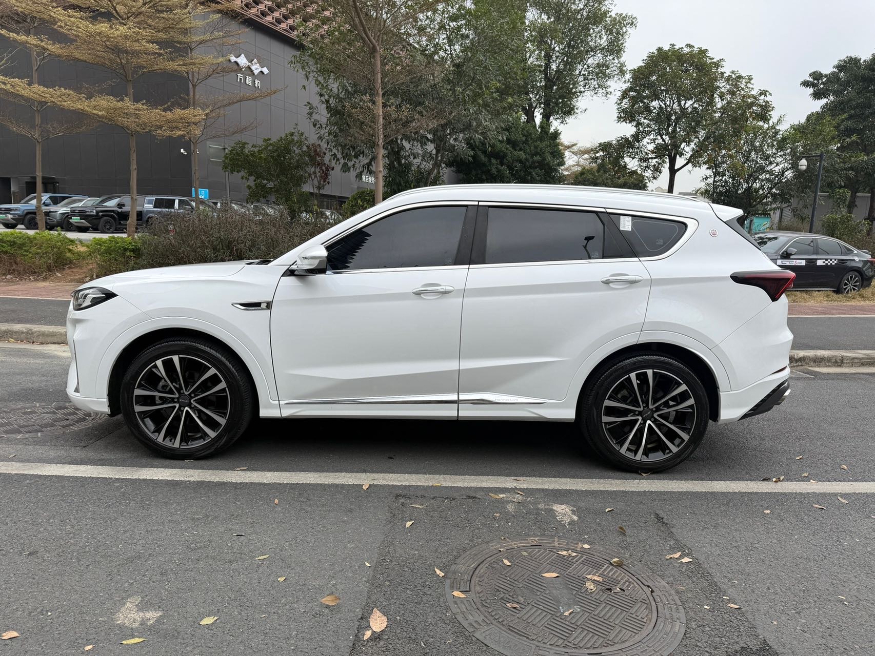 JETOUR 2021 X70 PLUS 1.6T Di PRO 7-Seater