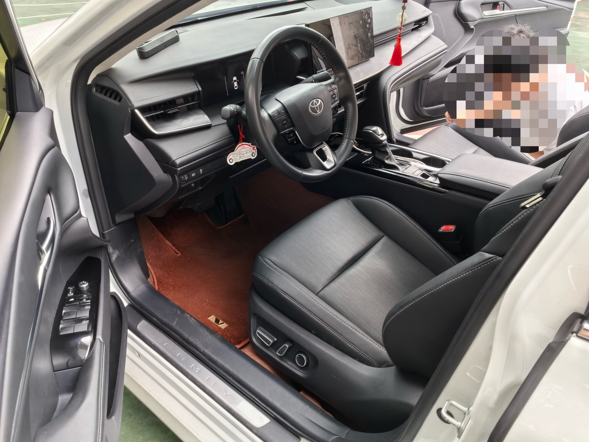 Toyota 2024 Camry Hybrid 2.0HG CVT Premium Edition