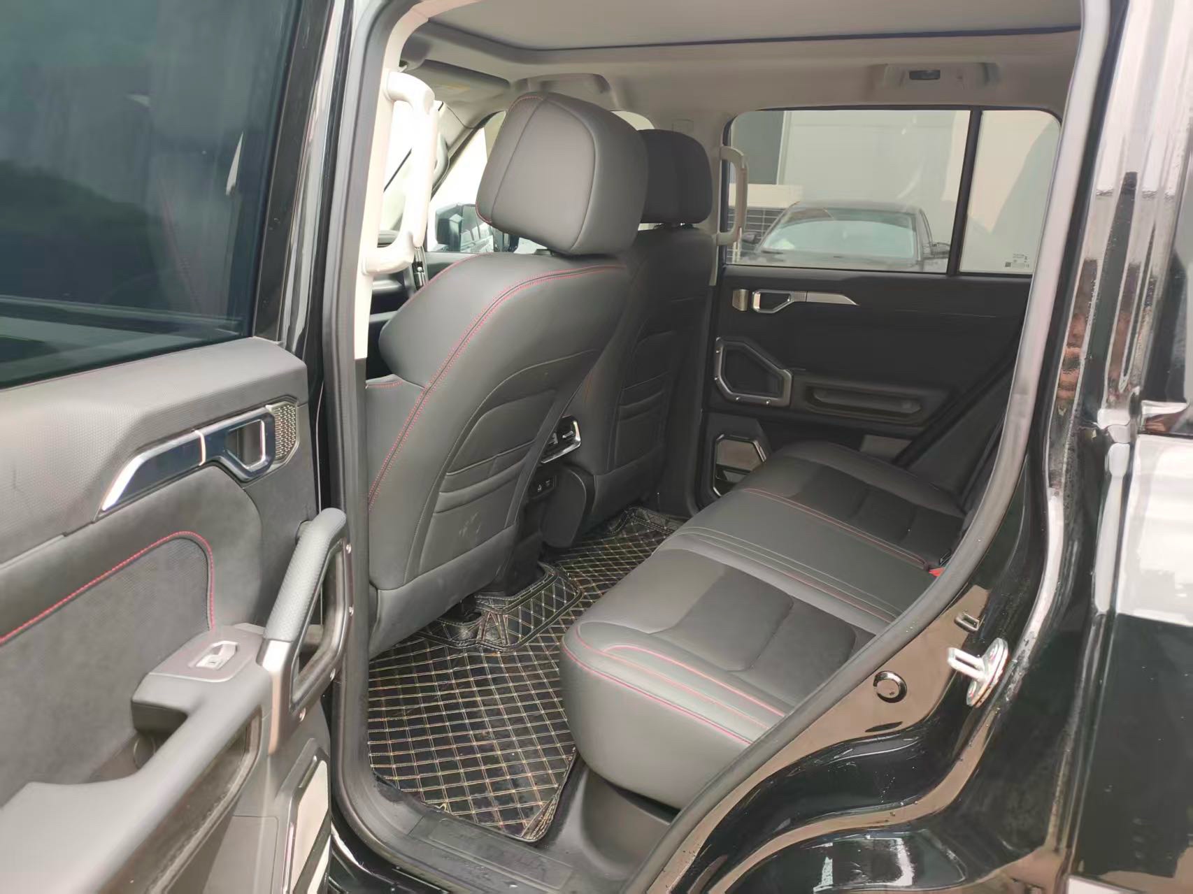 JETOUR 2023 Traveler 1.5T 2WD Discovery PRO