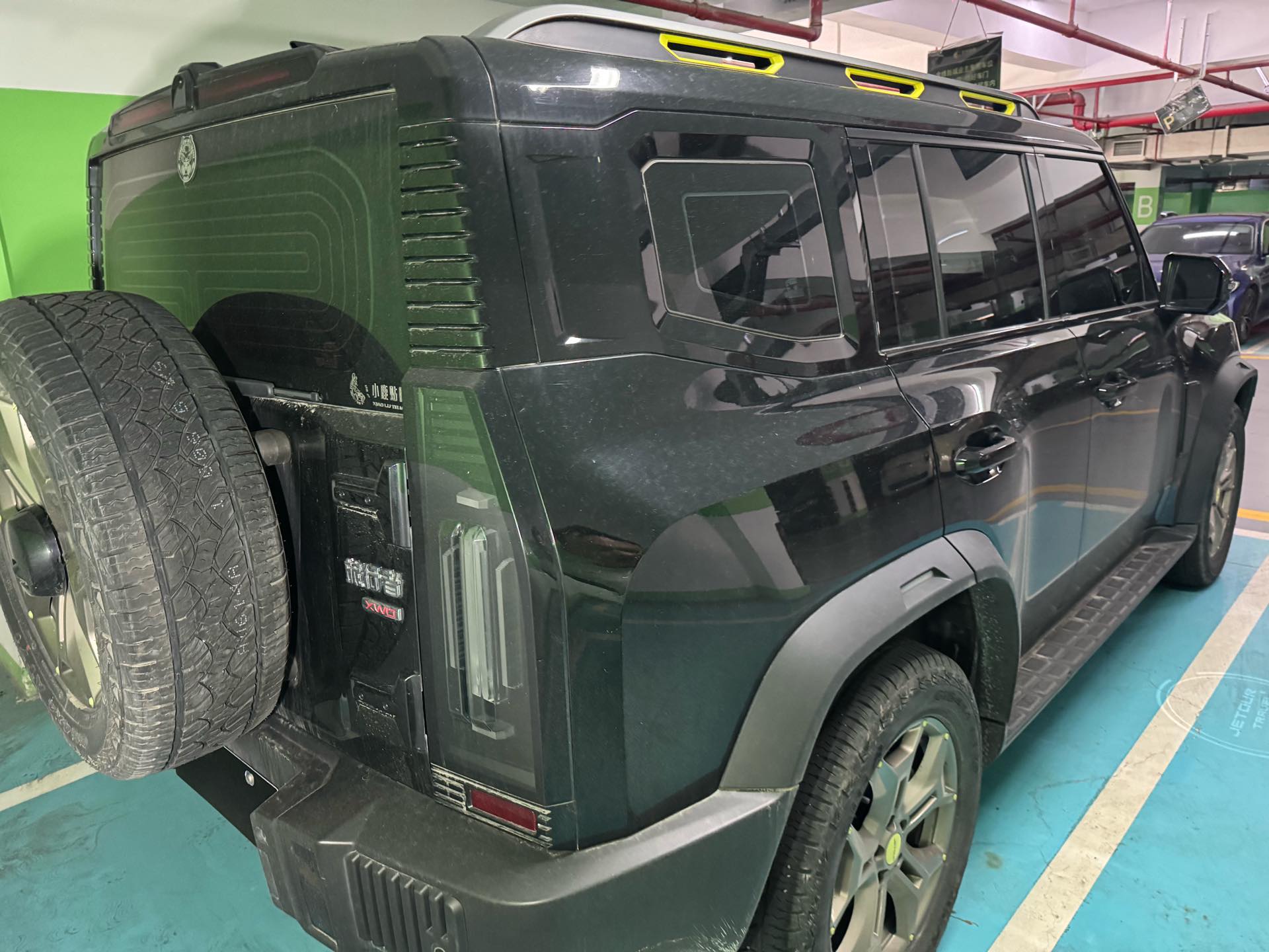 JETOUR 2023 Traveler 2.0T 4WD Conquest