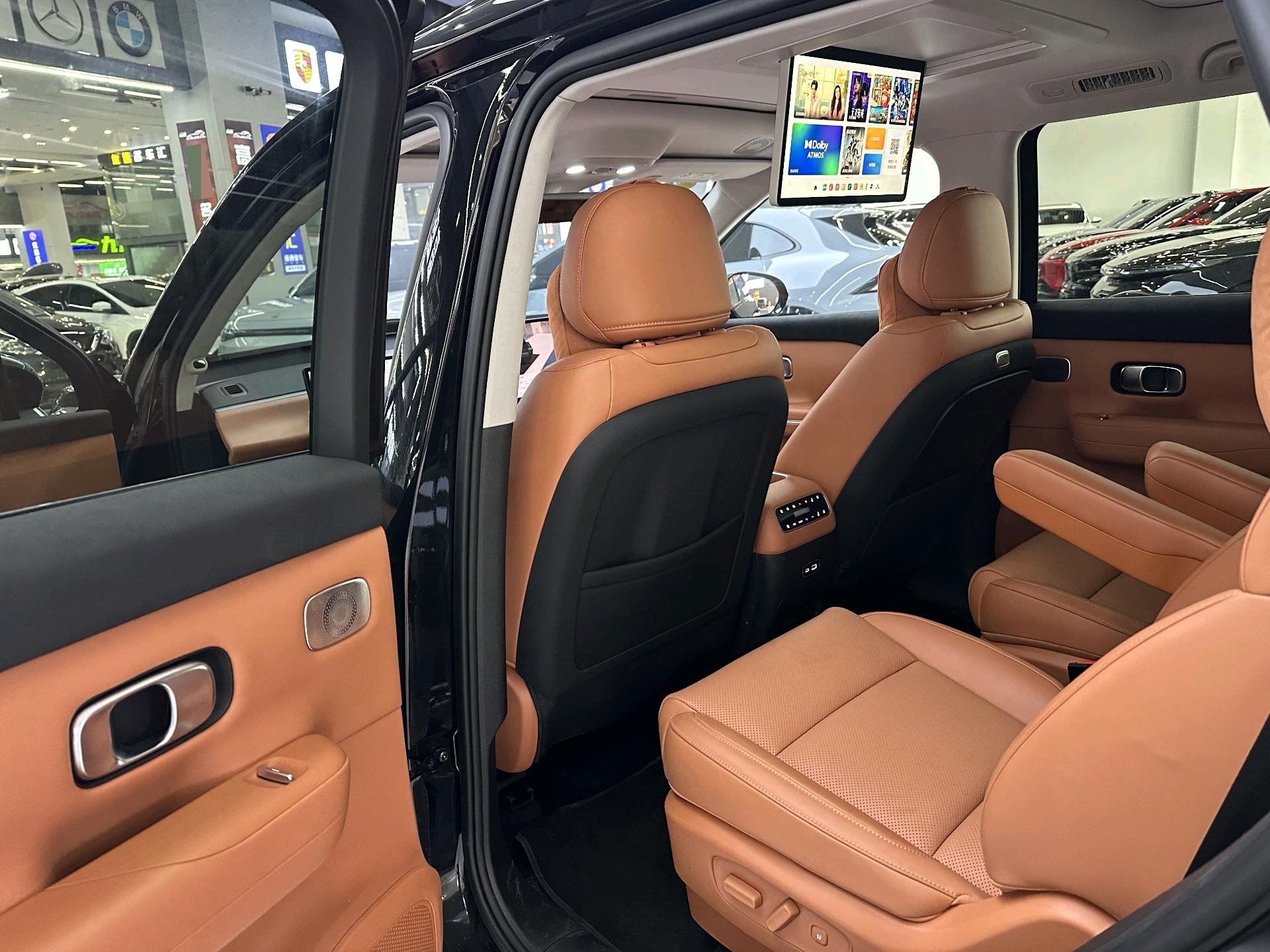 Leapmotor 2026 C16 280 LiDAR Zhizun Edition 6-Seater