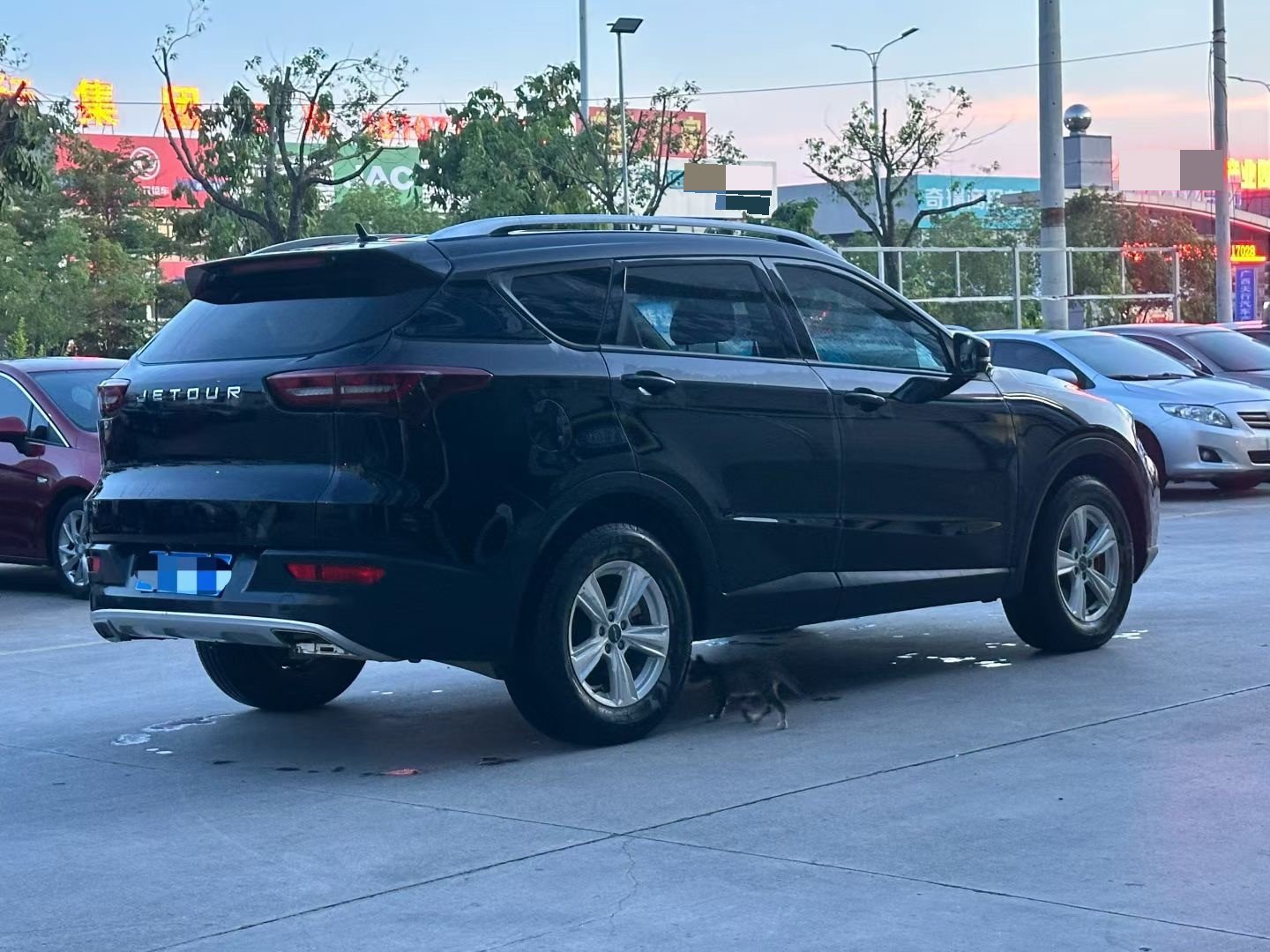 JETOUR 2021 X70 1.5T Special I Edition 7-Seater