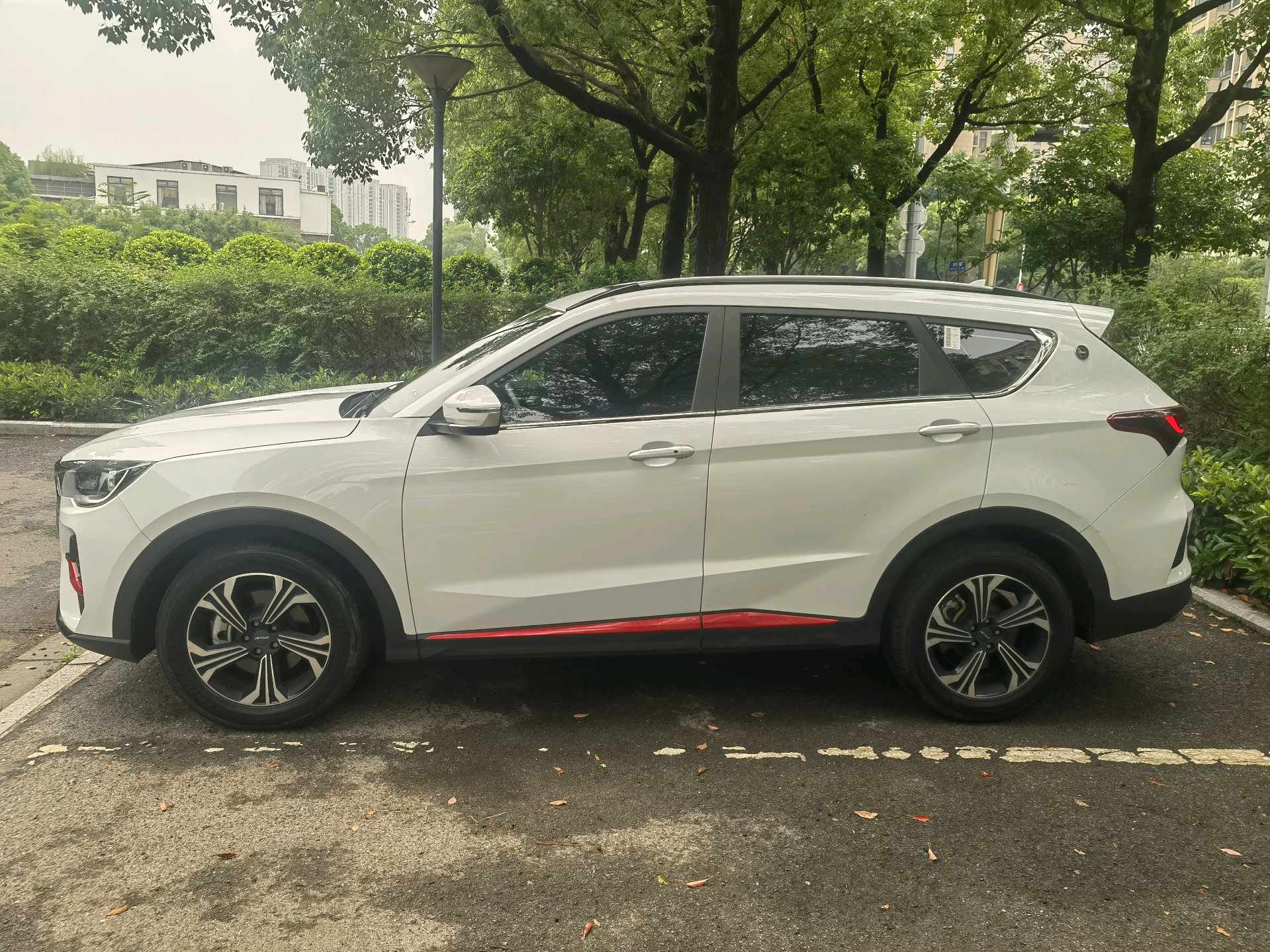 JETOUR 2023 X70 1.5T Beyond PRO 5-Seater