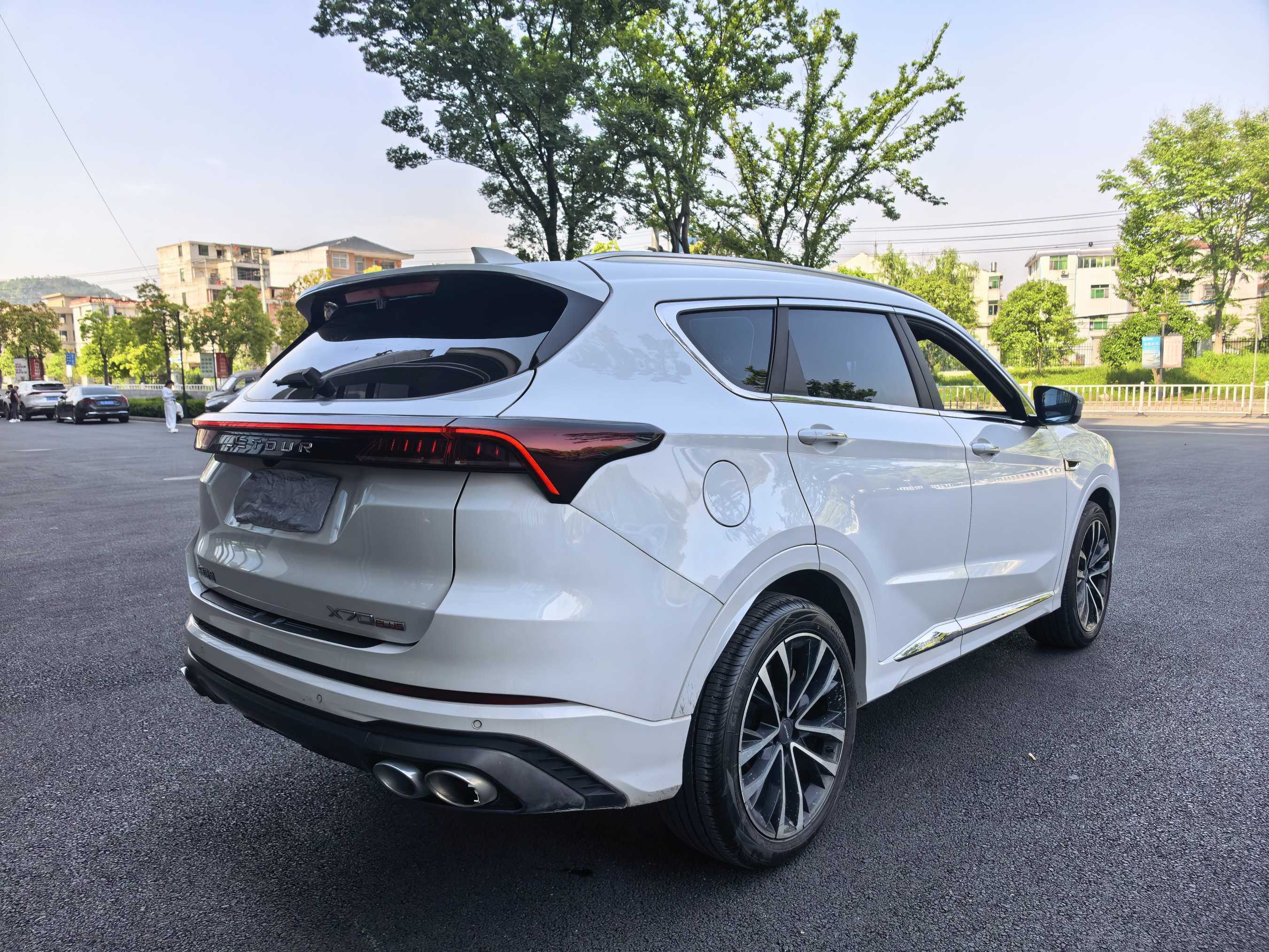 JETOUR 2023 X70 PLUS 1.6T Stronger 5-Seater