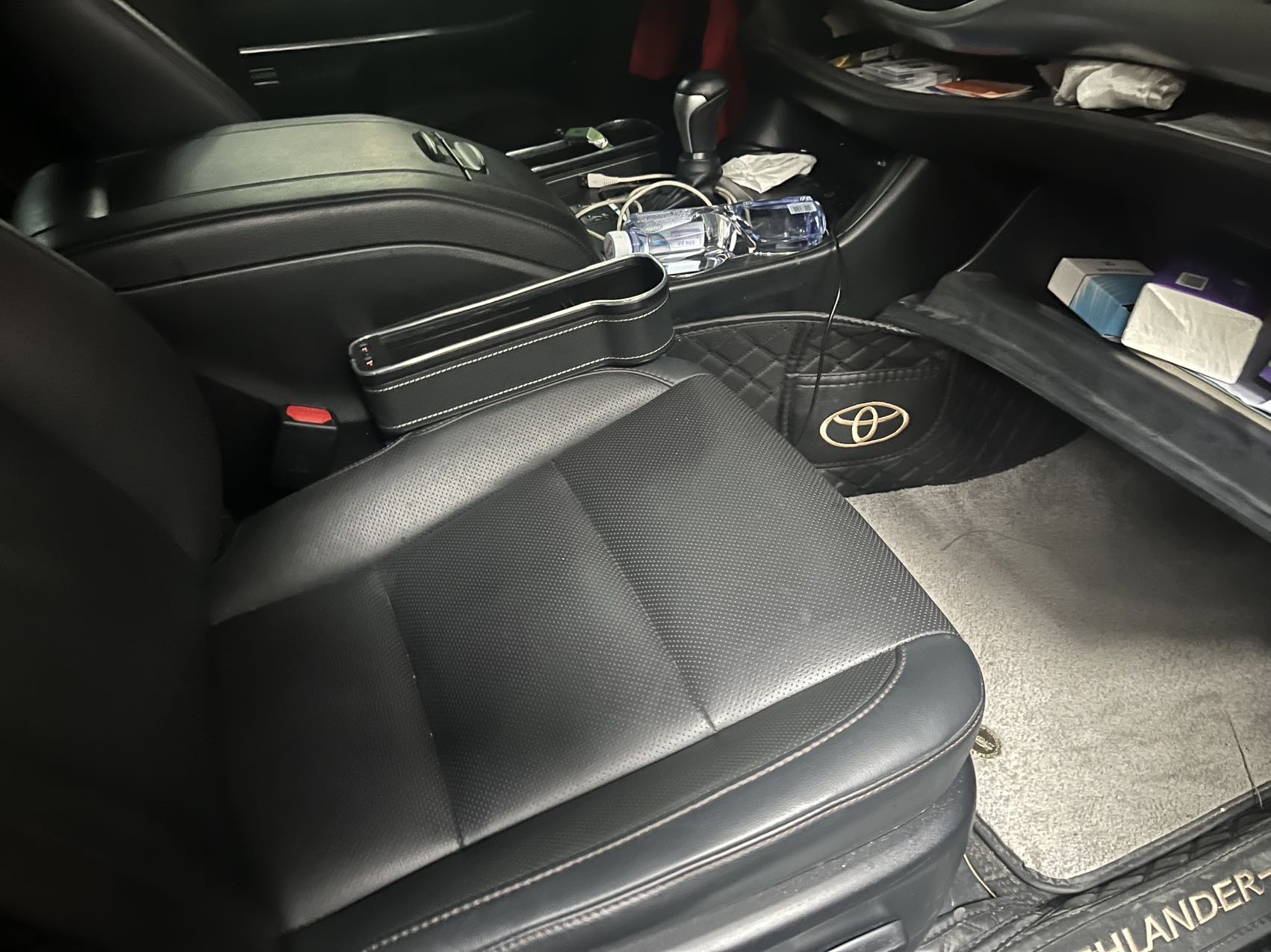 Toyota 2019 Highlander 2.0T 4WD Luxury 7-Seater