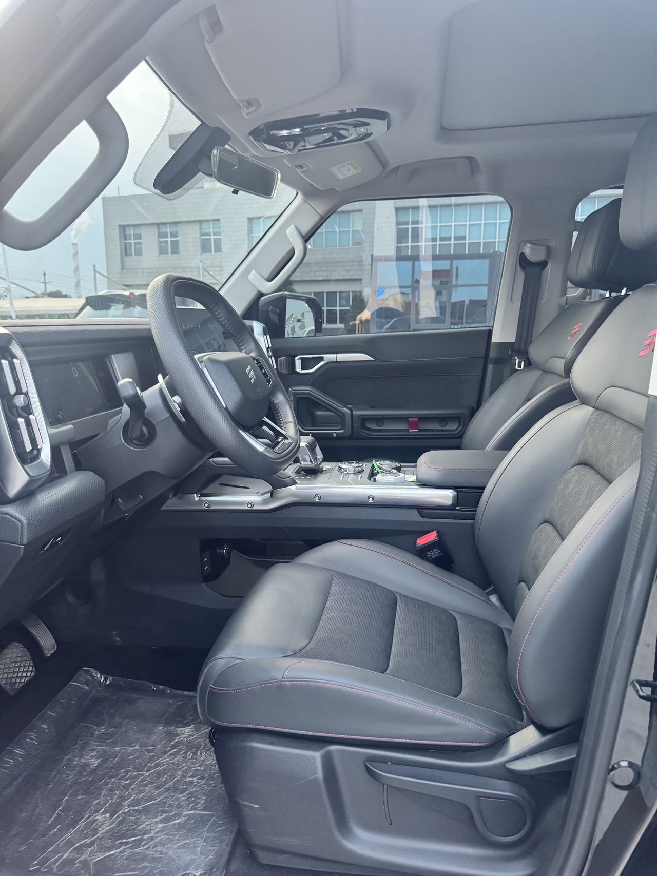 JETOUR 2023 Traveler 1.5T 2WD Discovery PRO