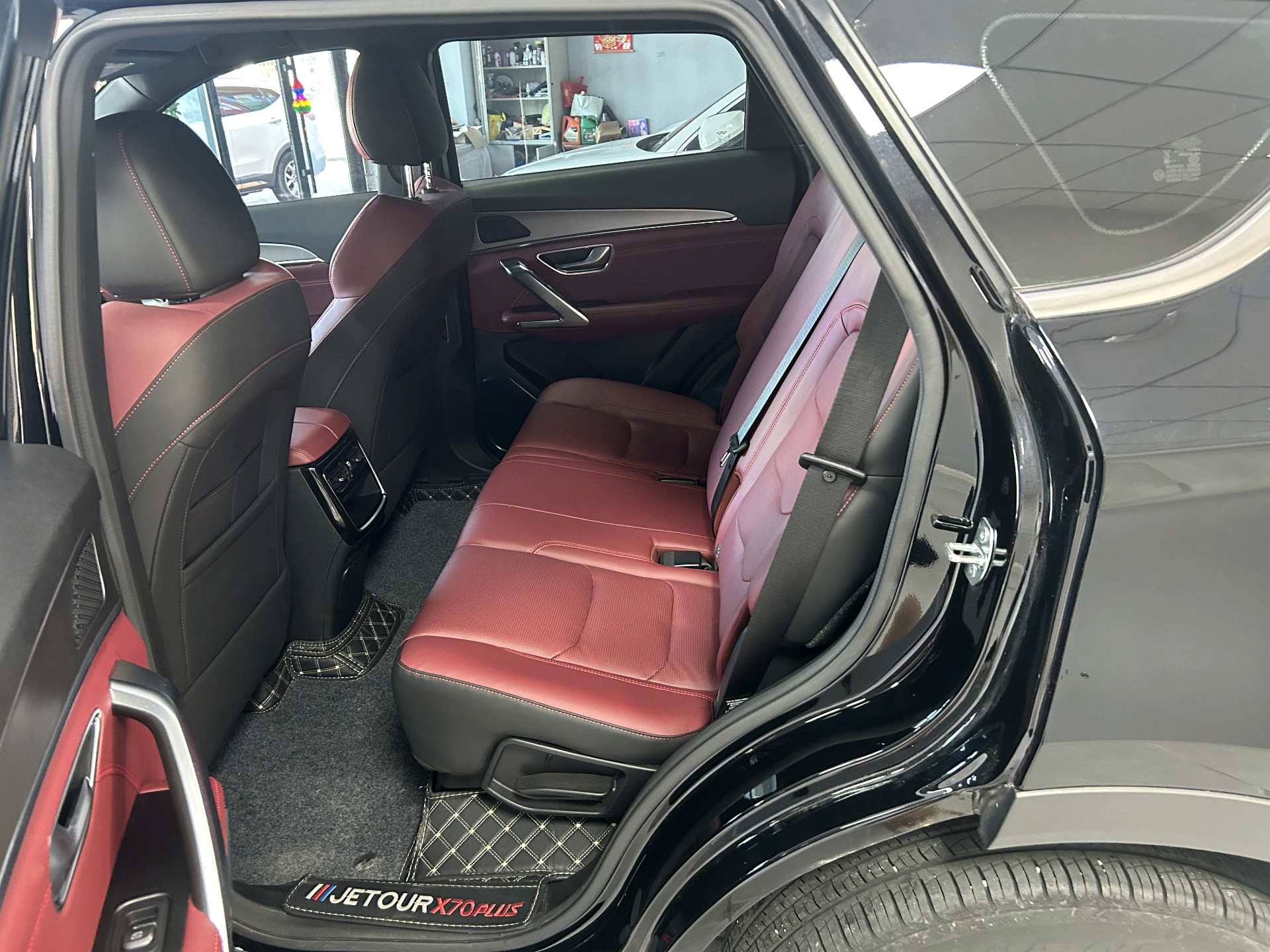 JETOUR 2023 X70 PLUS 1.5T Ziqiang PRO 5-seater