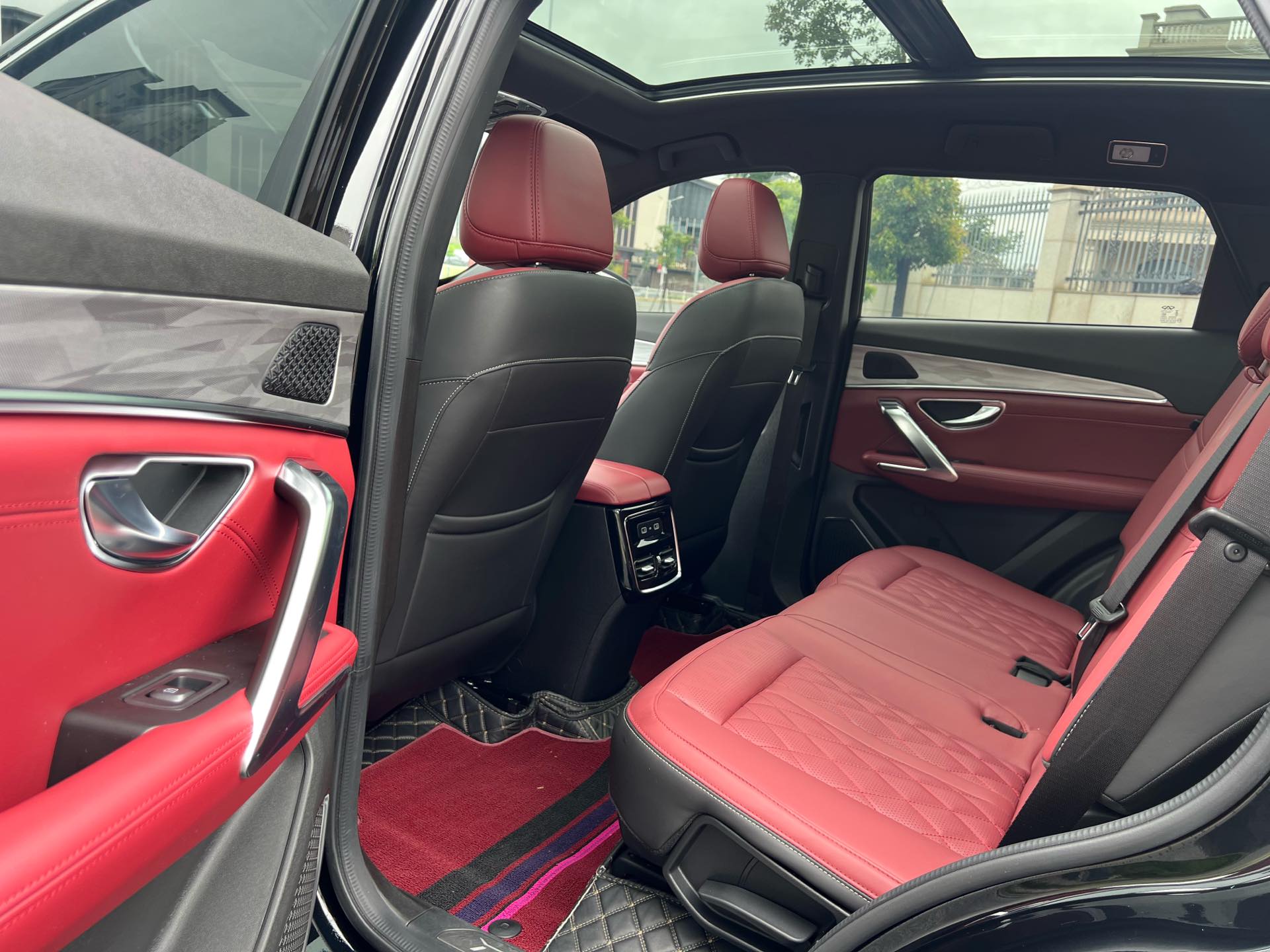 JETOUR 2023 X70 PLUS 1.5T Yongzhe PLUS 7-Seater