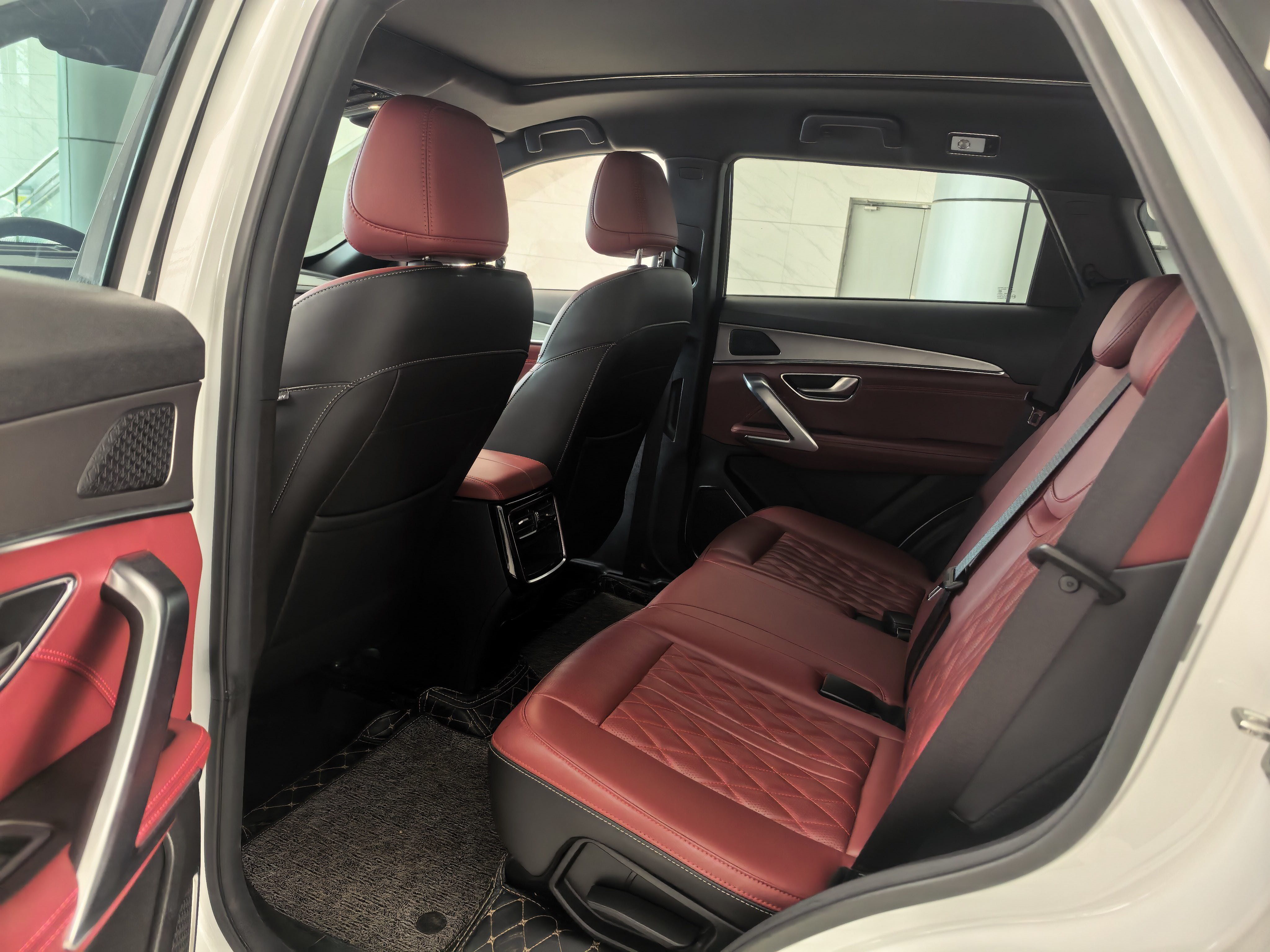 JETOUR 2025 X70 PLUS 1.5T CVT Jinxiang Edition 5-Seater