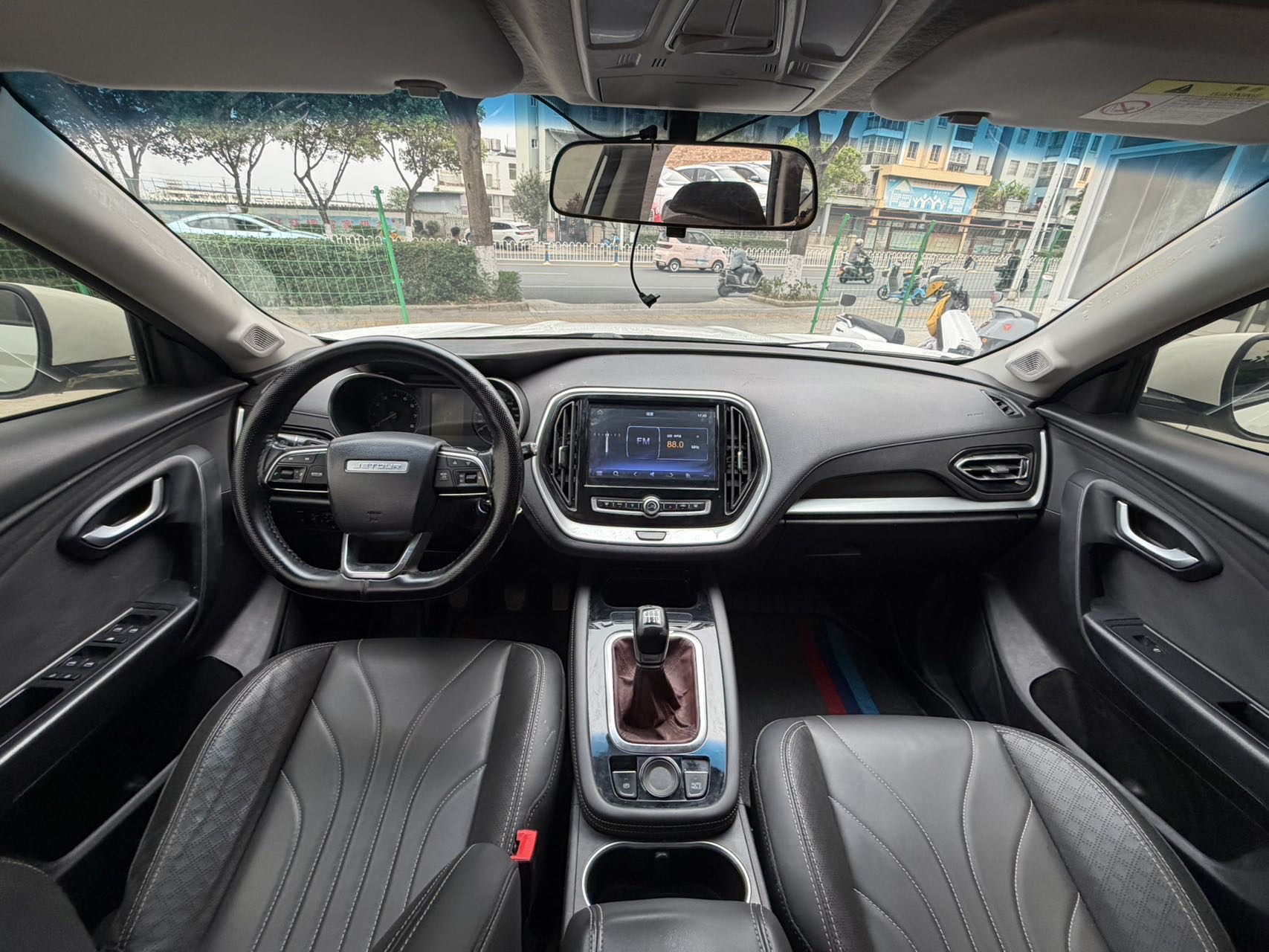 JETOUR 2020 X70M 1.5T Travel Companion (Facelift)