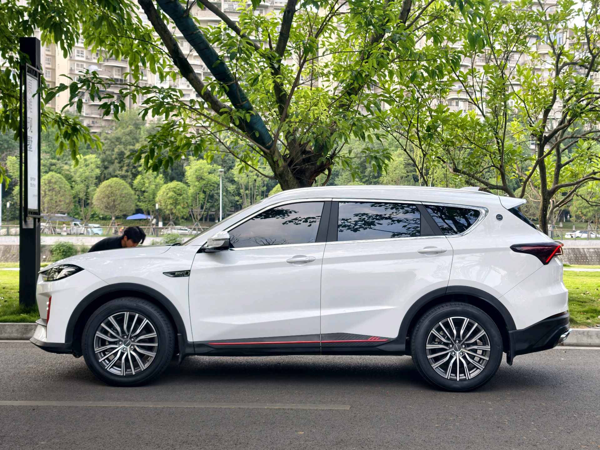 JETOUR 2023 X70 PRO 1.6T Yuexiang PRO 7-Seater