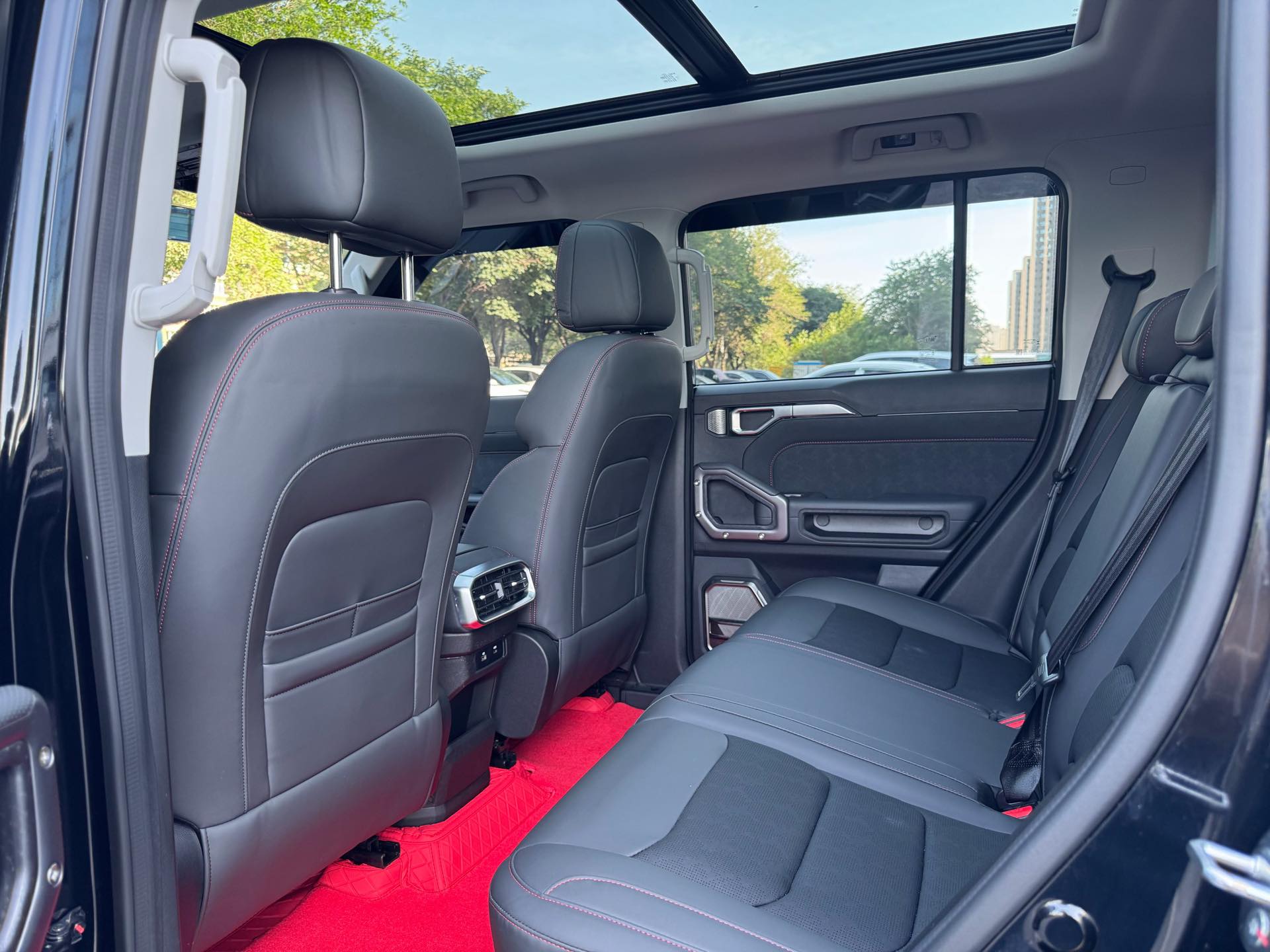 JETOUR 2023 Traveler 1.5T 2WD Discovery PRO
