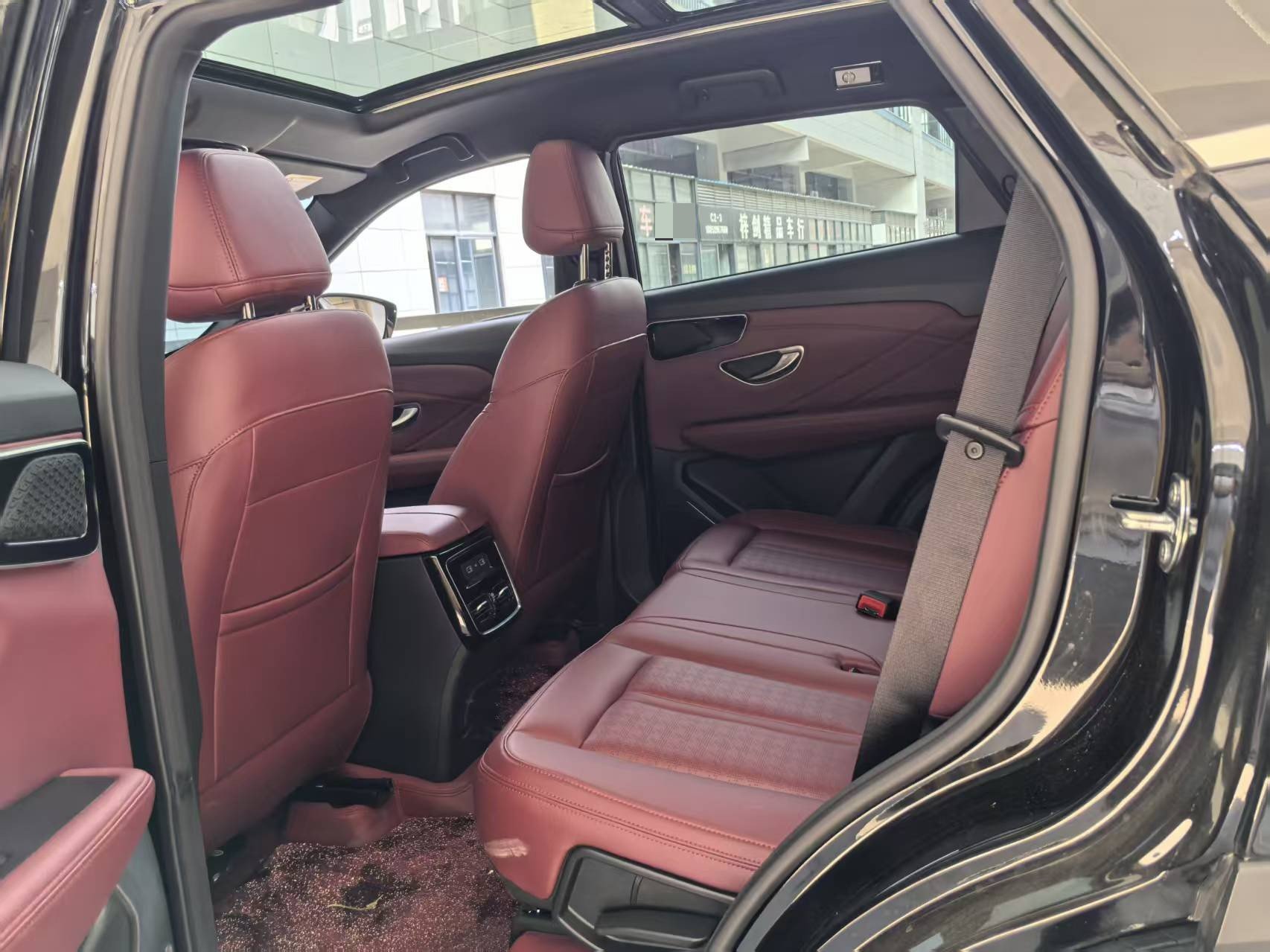 JETOUR 2026 X70 PLUS 1.5T Champion Comfort 7-Seater