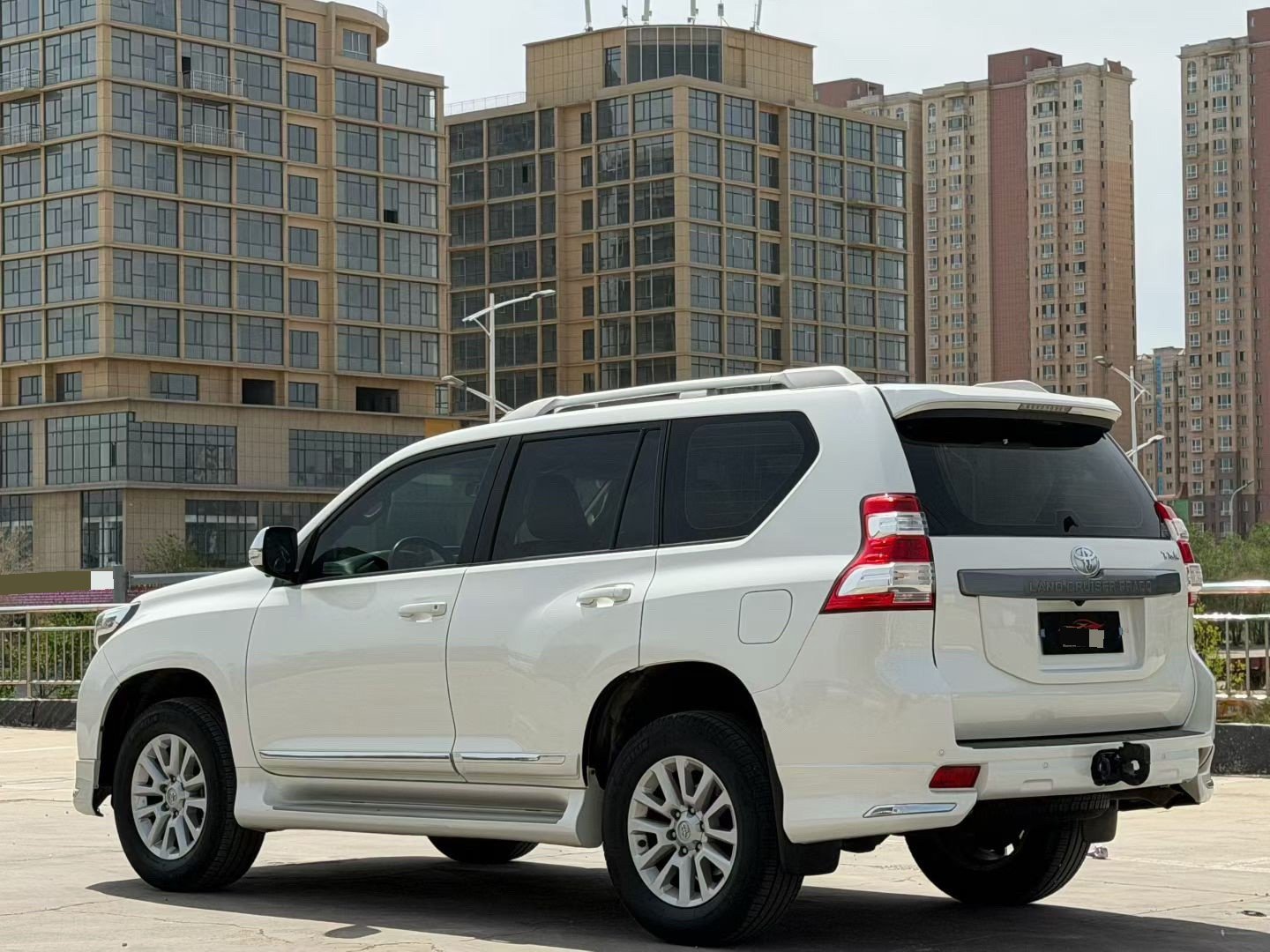 Toyota Prado (Import) 2017 Prado 2.7 GXR Middle East Version
