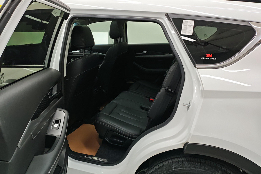 JETOUR 2023 X70S 1.5T Glory 7-Seater