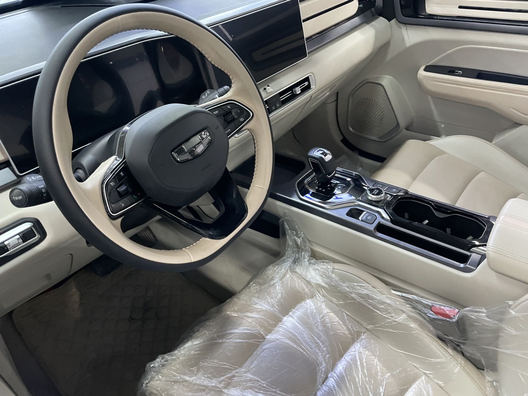 Geely 2023 Icon 1.5TD Hero