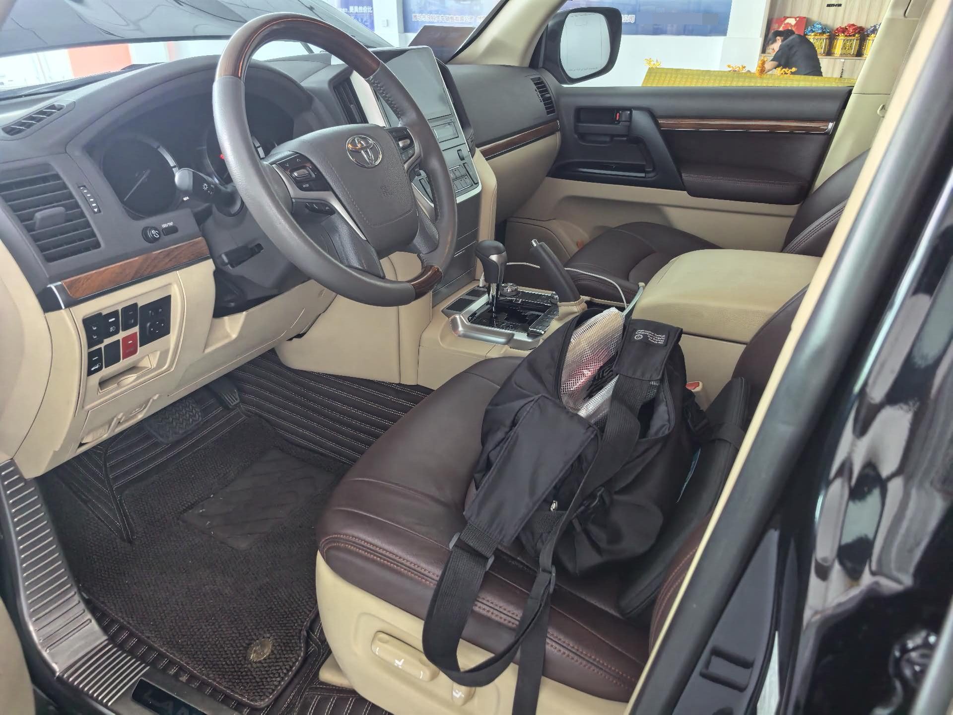 Toyota Land Cruiser (Import) 2018 Land Cruiser 4.0L Middle East Version