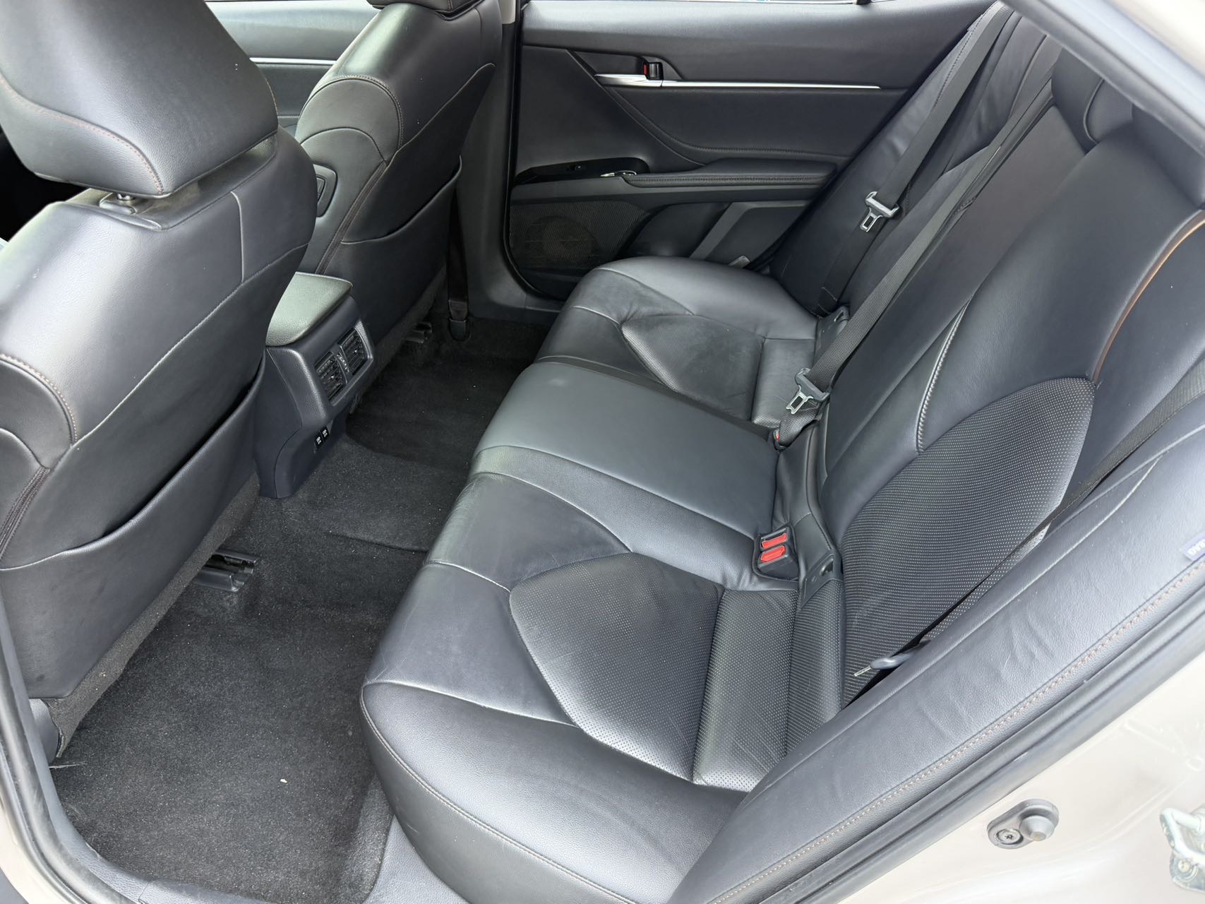 Toyota 2018 Camry 2.0G Luxury