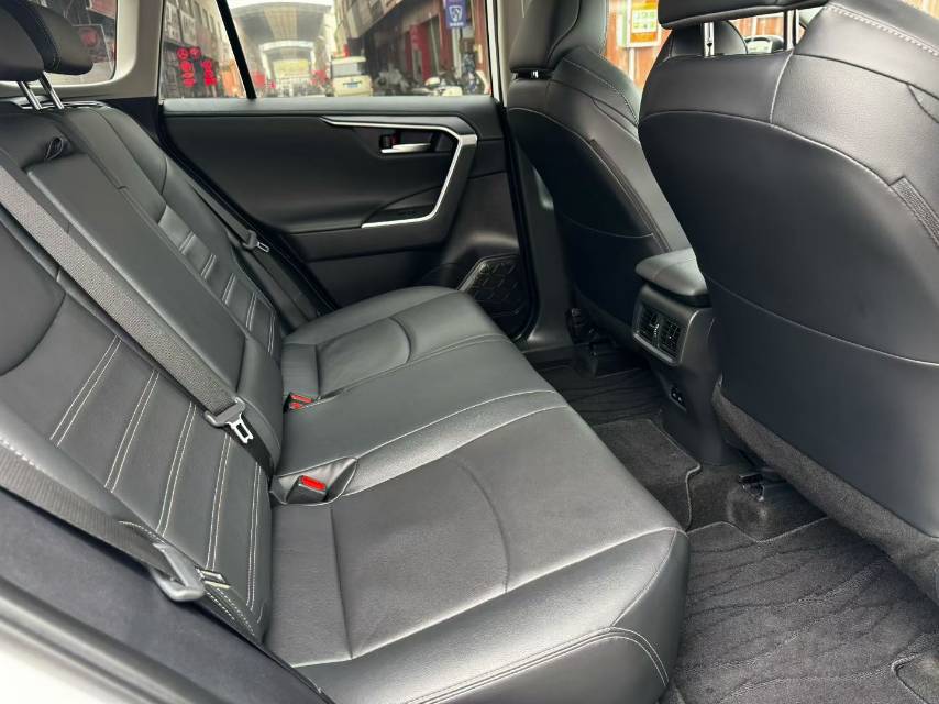 Toyota 2022 Wildlander 2.0 CVT 4WD Luxury Plus