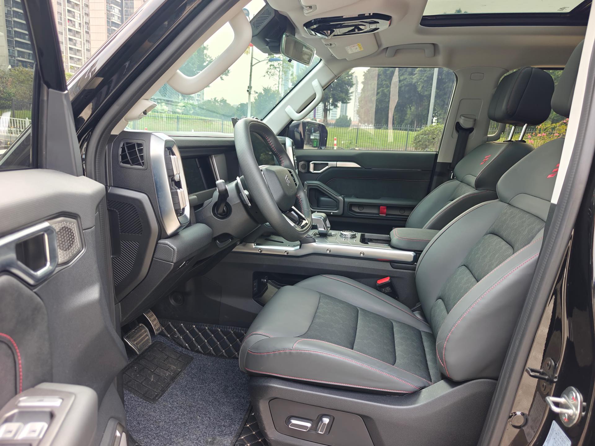 JETOUR 2023 Traveler 2.0T 4WD Cross PRO