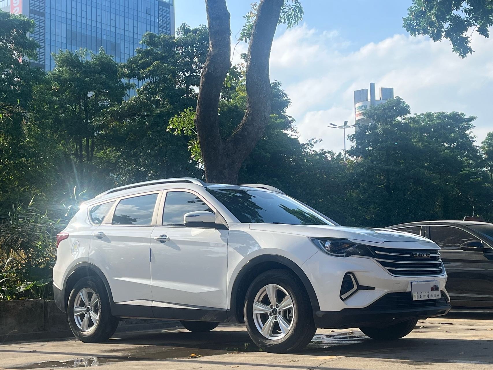 捷途 2021款 X70M 1.5T 豪华伙伴型7座